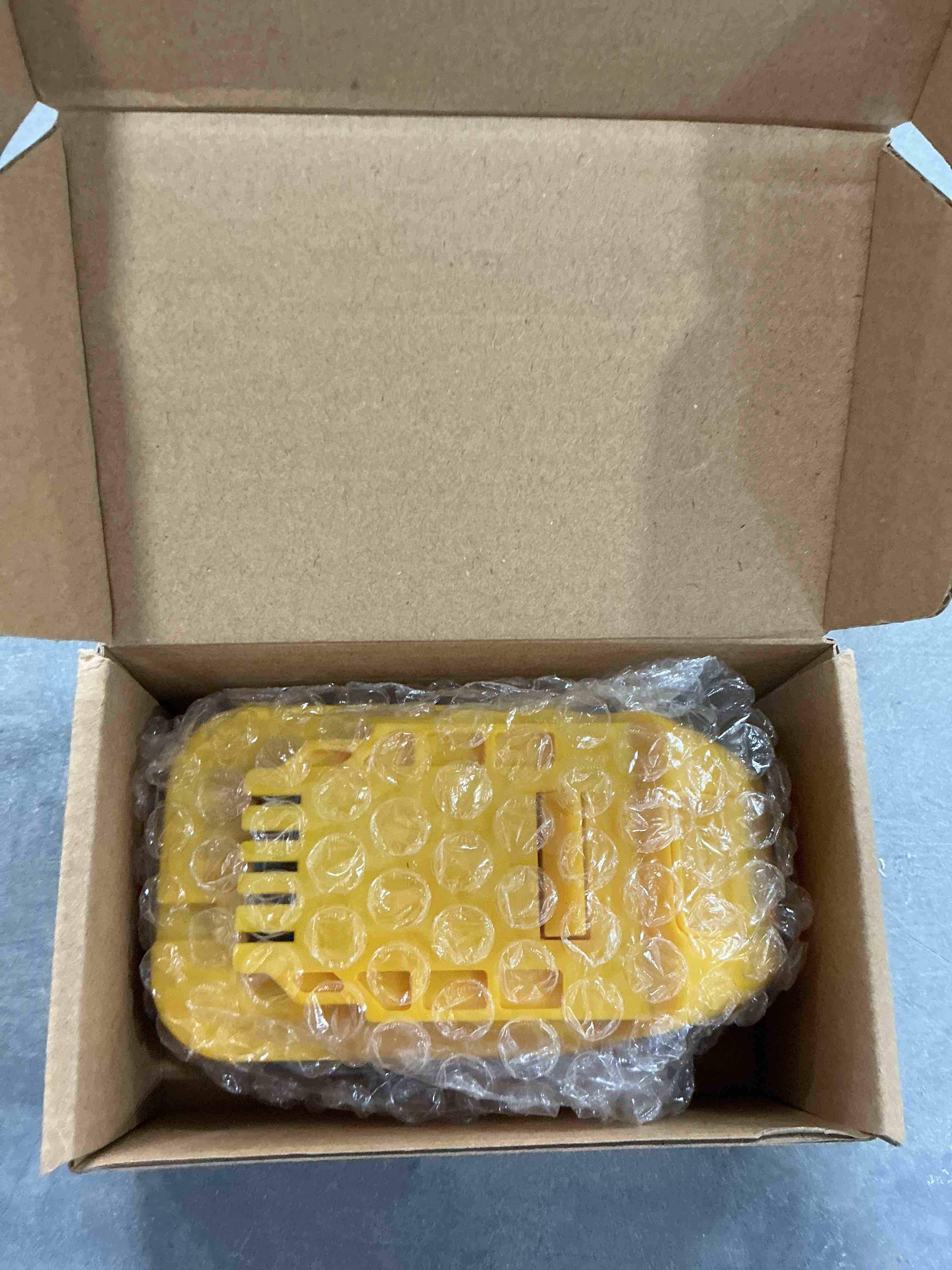 https://s3.amazonaws.com/lotting-images-prod/NonstopDeals/GRA3506879_1760993776008.jpeg