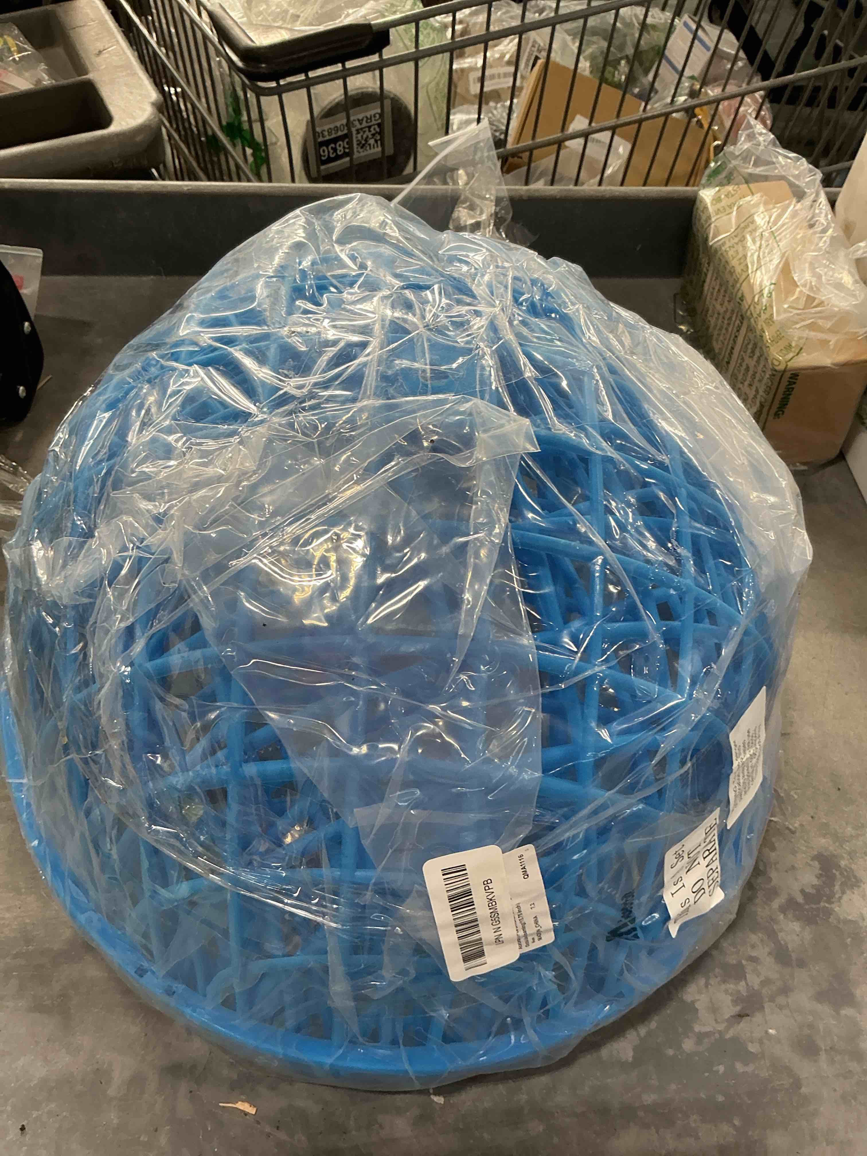 https://s3.amazonaws.com/lotting-images-prod/NonstopDeals/GRA3506881_1760993429743.jpeg