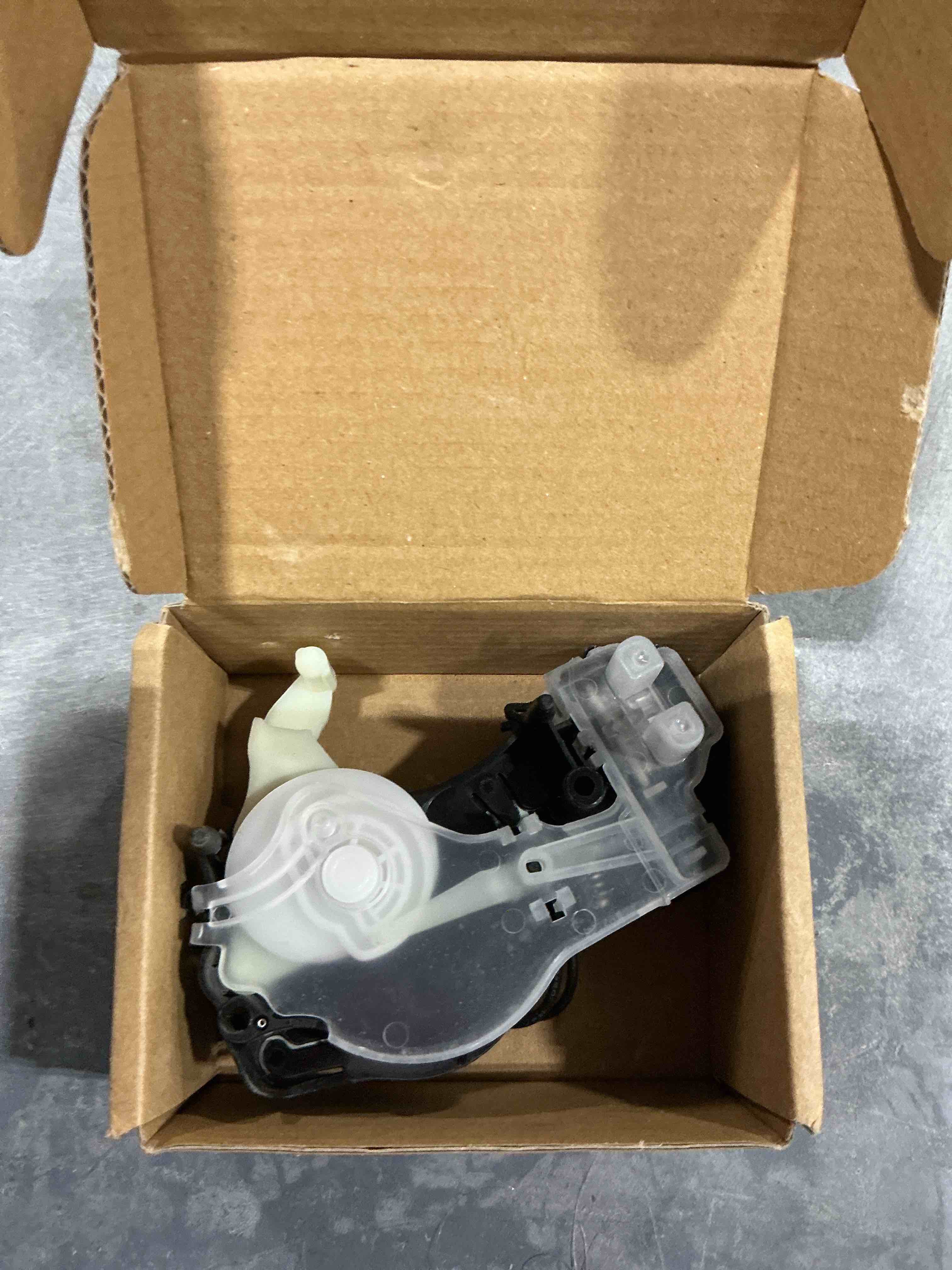 https://s3.amazonaws.com/lotting-images-prod/NonstopDeals/GRA3506939_1761002929719.jpeg