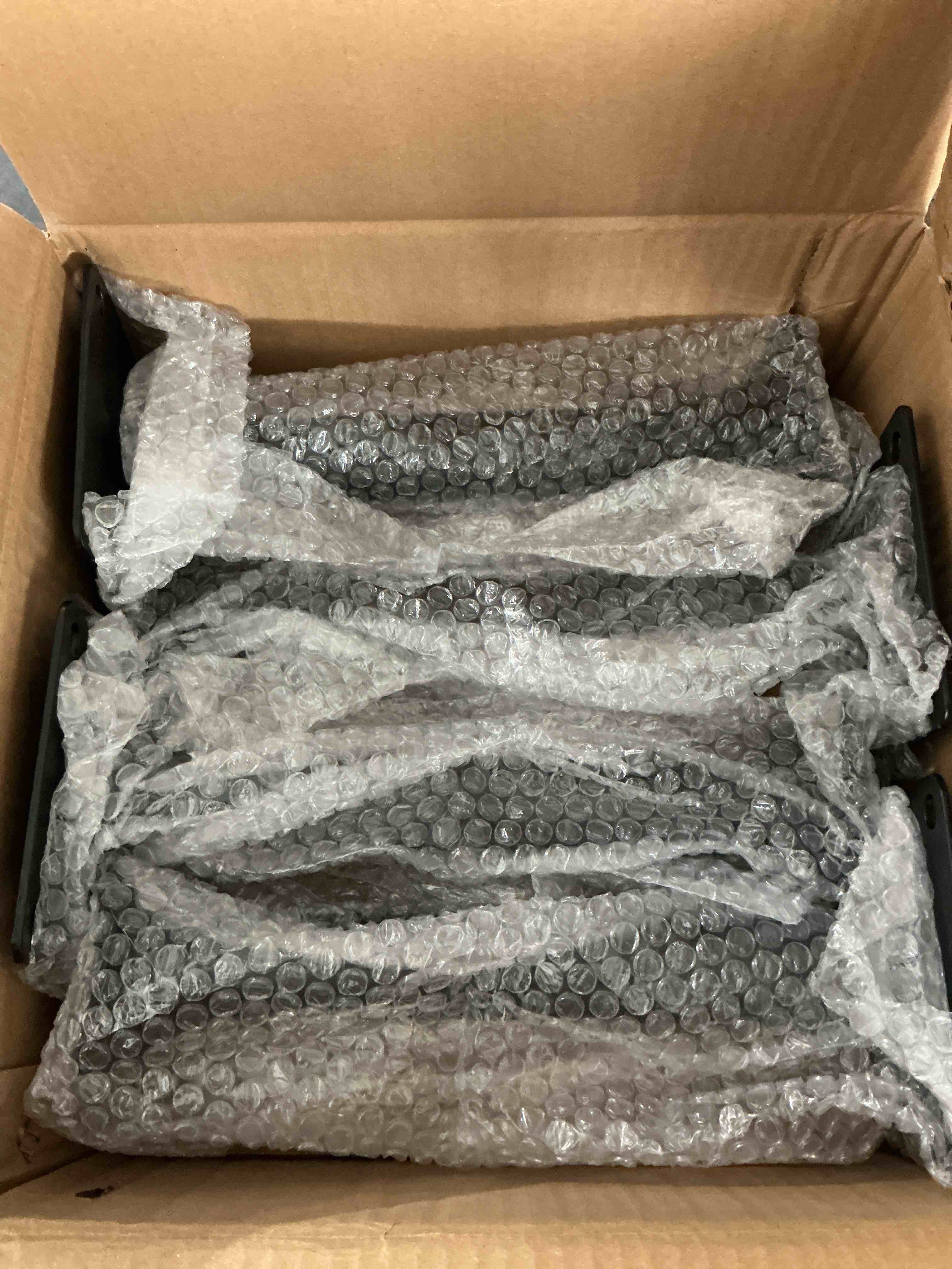 https://s3.amazonaws.com/lotting-images-prod/NonstopDeals/GRA3506967_1761057403595.jpeg