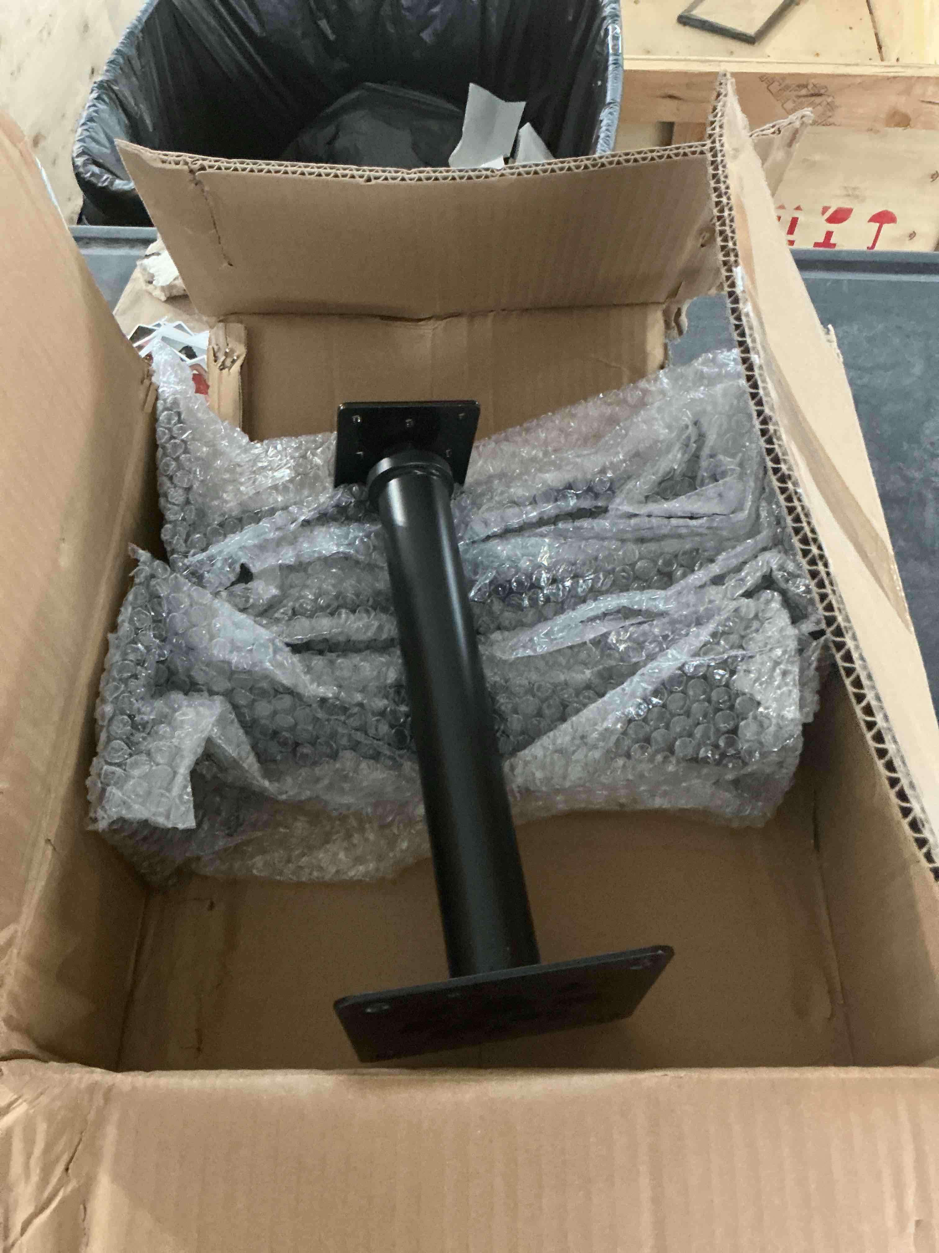 https://s3.amazonaws.com/lotting-images-prod/NonstopDeals/GRA3506998_1761064380915.jpeg