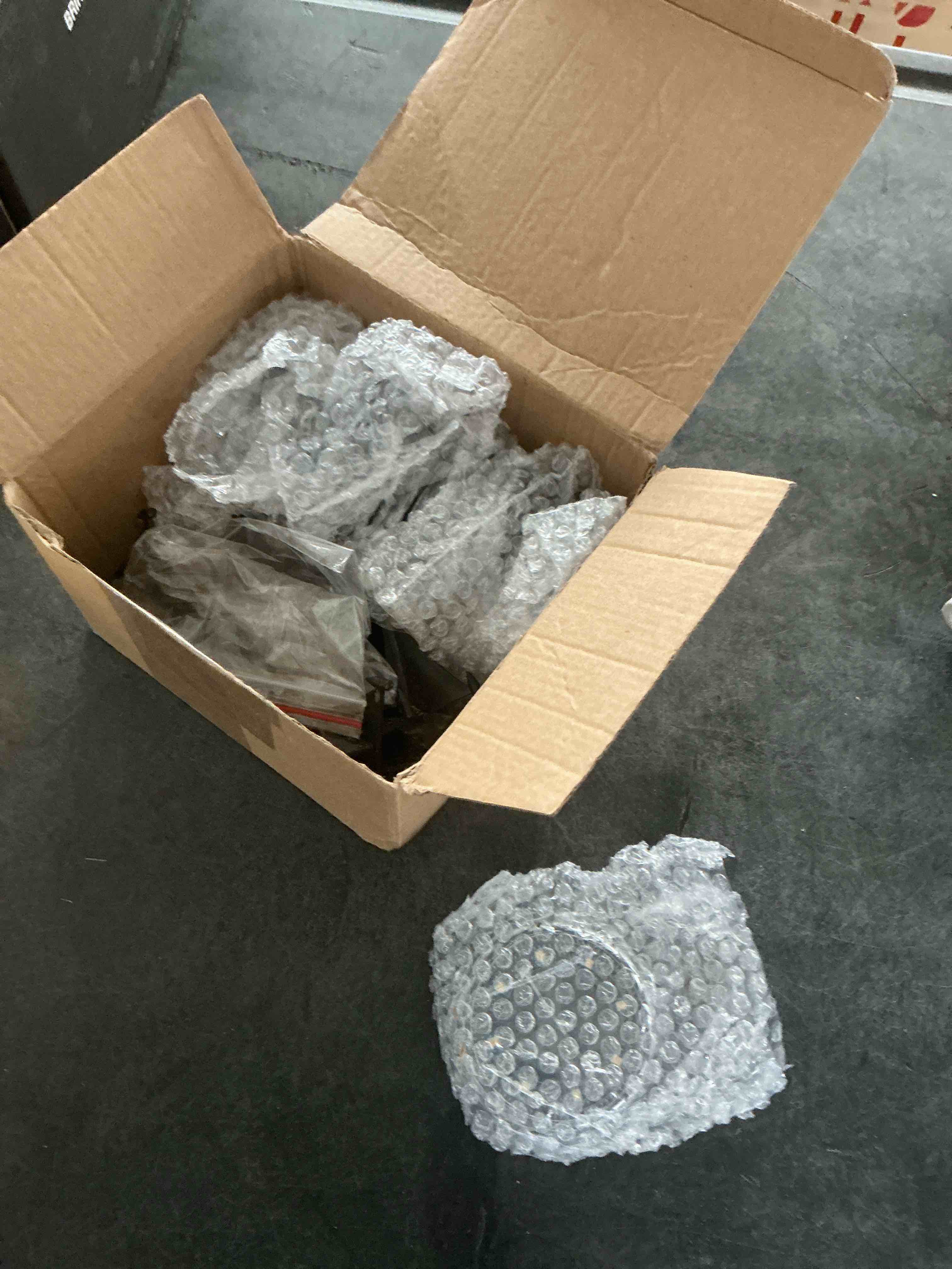 https://s3.amazonaws.com/lotting-images-prod/NonstopDeals/GRA3507010_1761068249716.jpeg