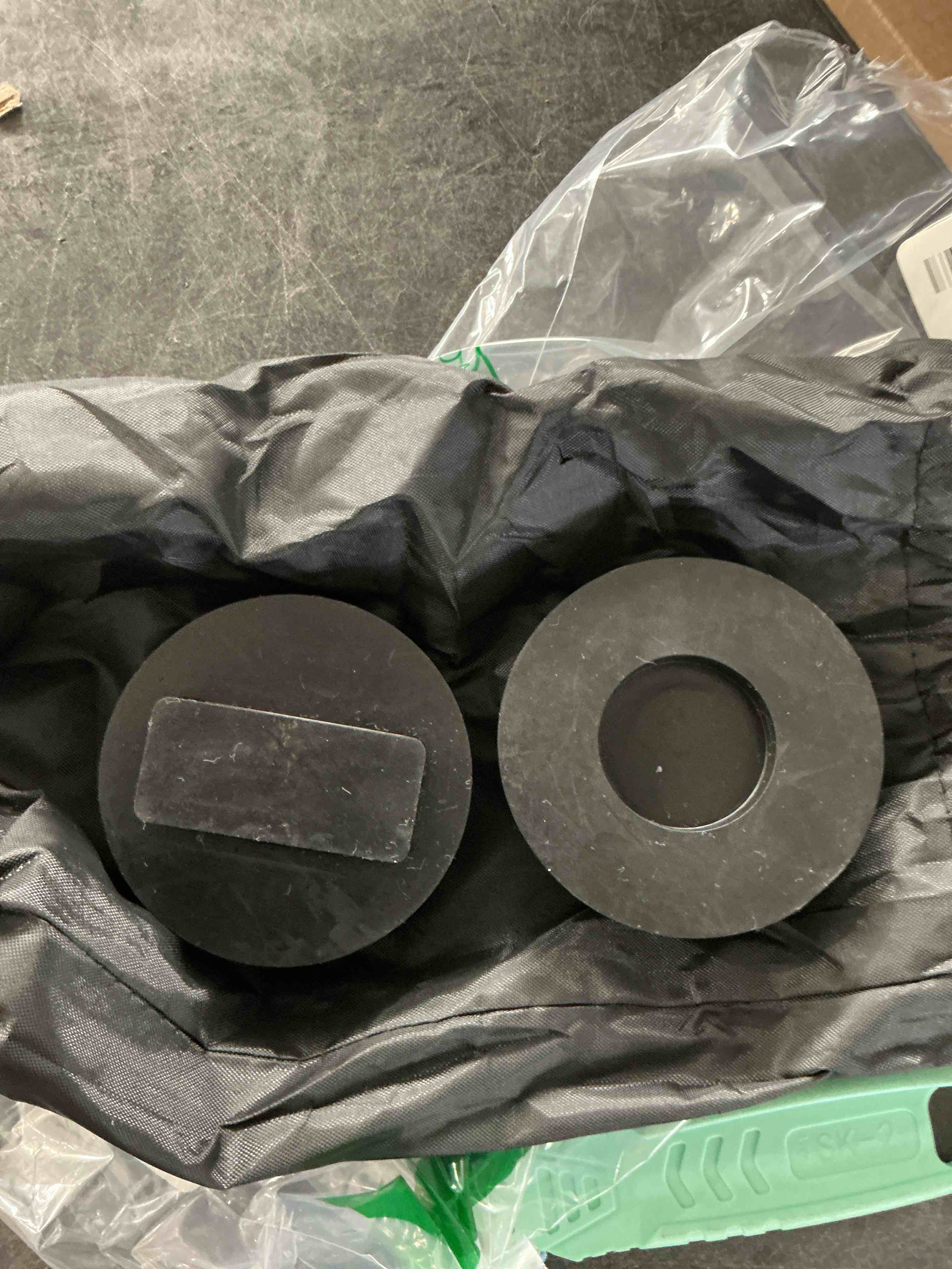 https://s3.amazonaws.com/lotting-images-prod/NonstopDeals/GRA3507031_1761074976255.jpeg