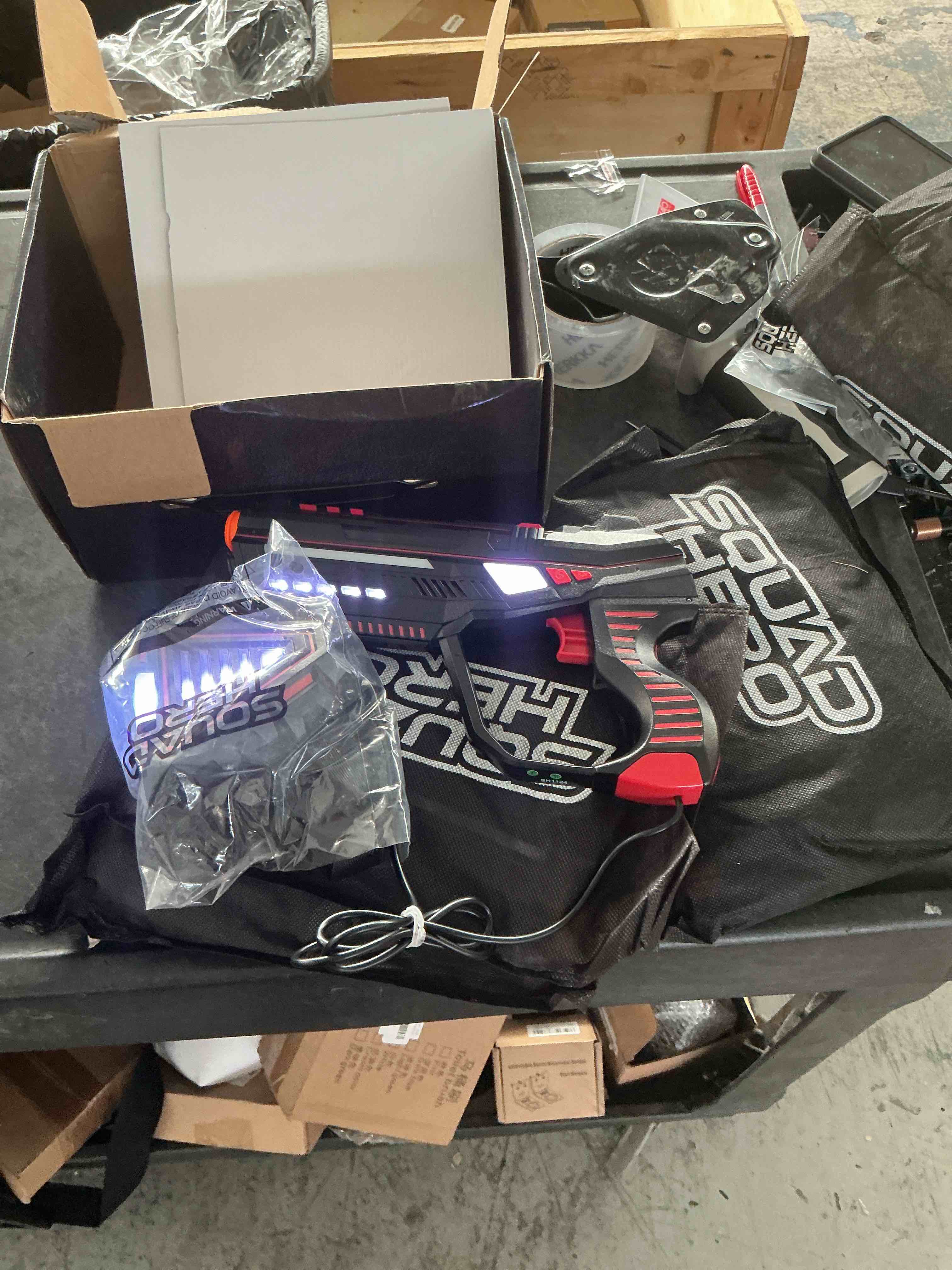 https://s3.amazonaws.com/lotting-images-prod/NonstopDeals/GRA3507040_1761076128423.jpeg