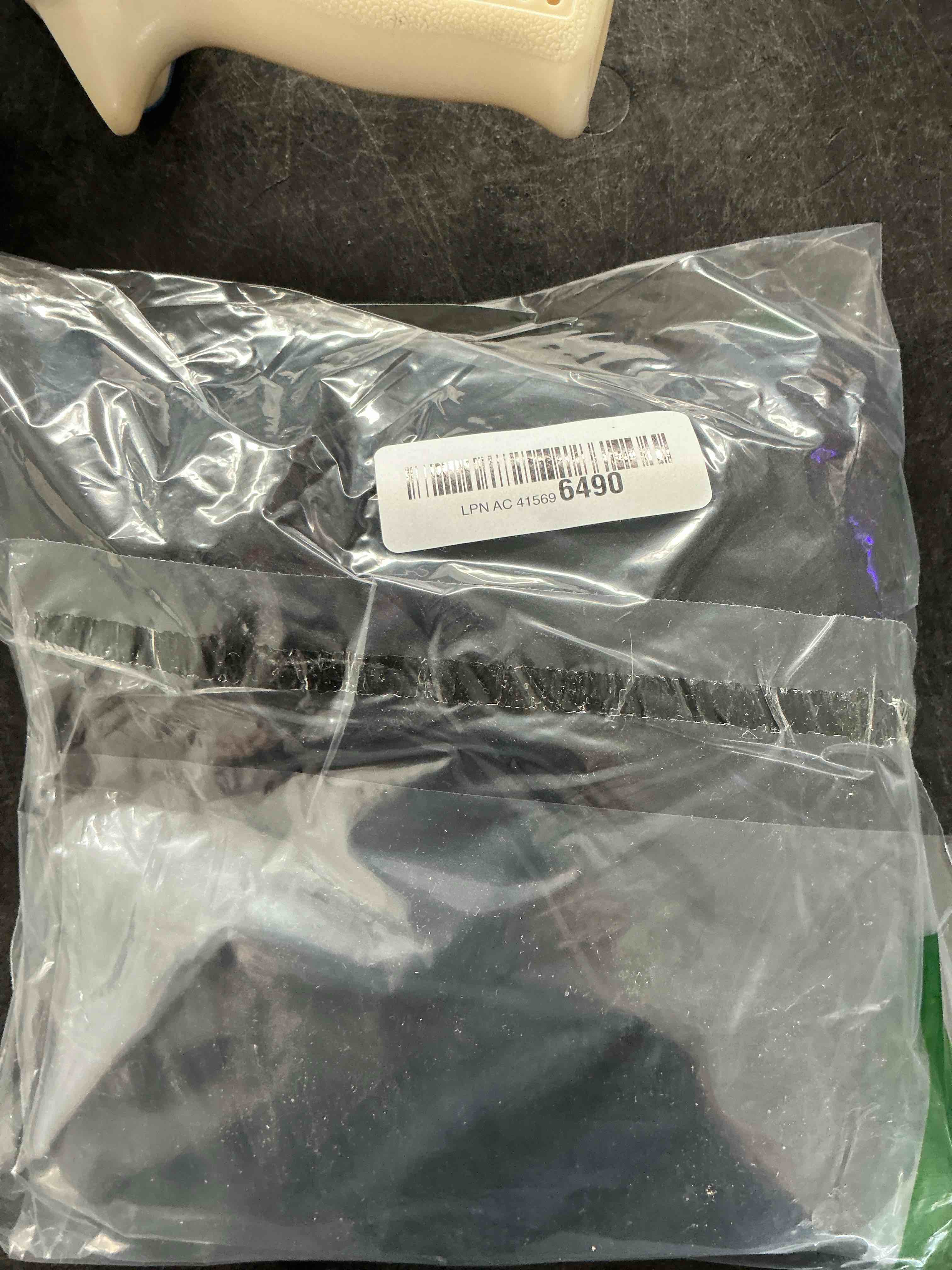 https://s3.amazonaws.com/lotting-images-prod/NonstopDeals/GRA3507053_1761080073184.jpeg