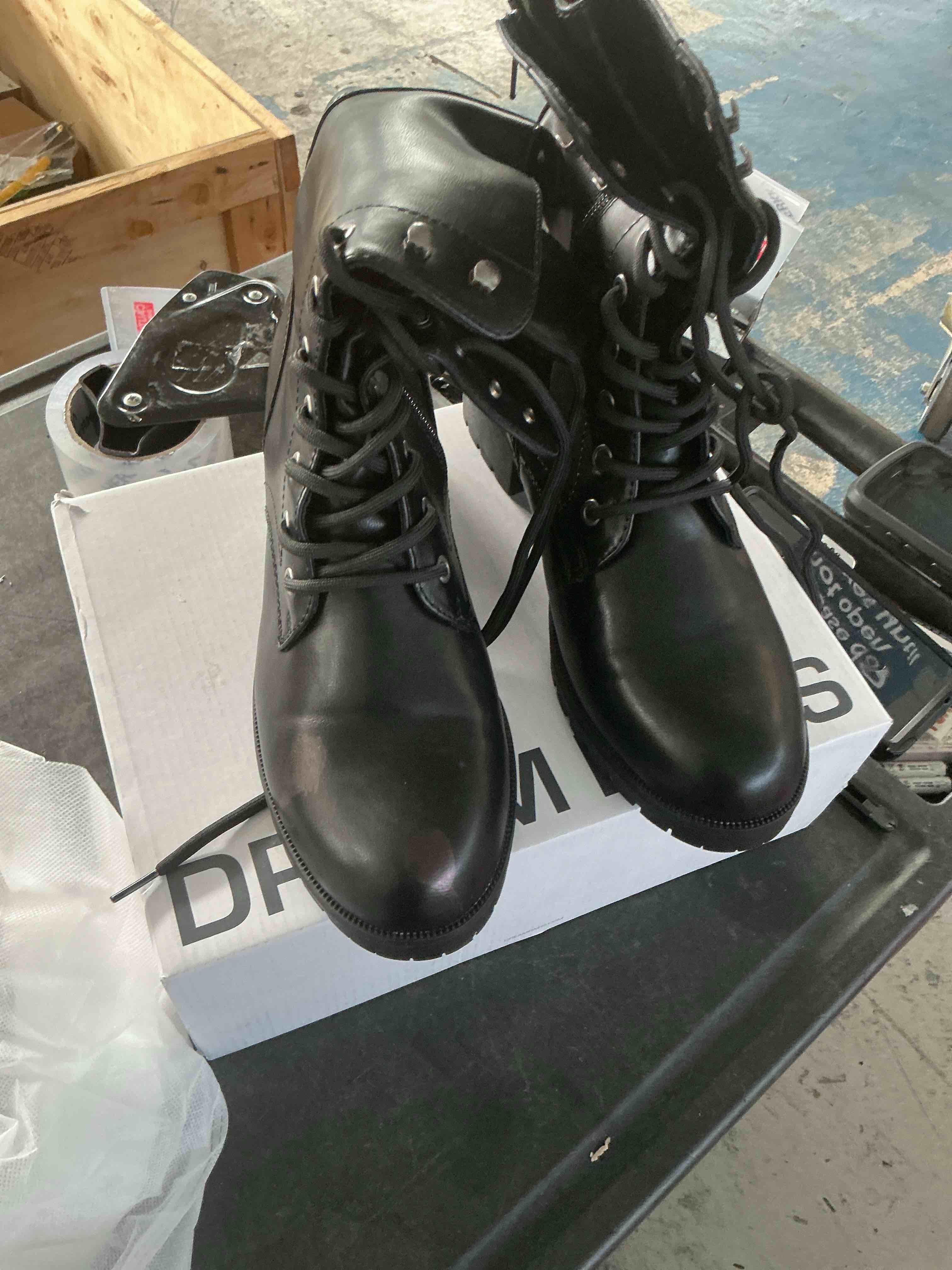 https://s3.amazonaws.com/lotting-images-prod/NonstopDeals/GRA3507059_1761081549309.jpeg