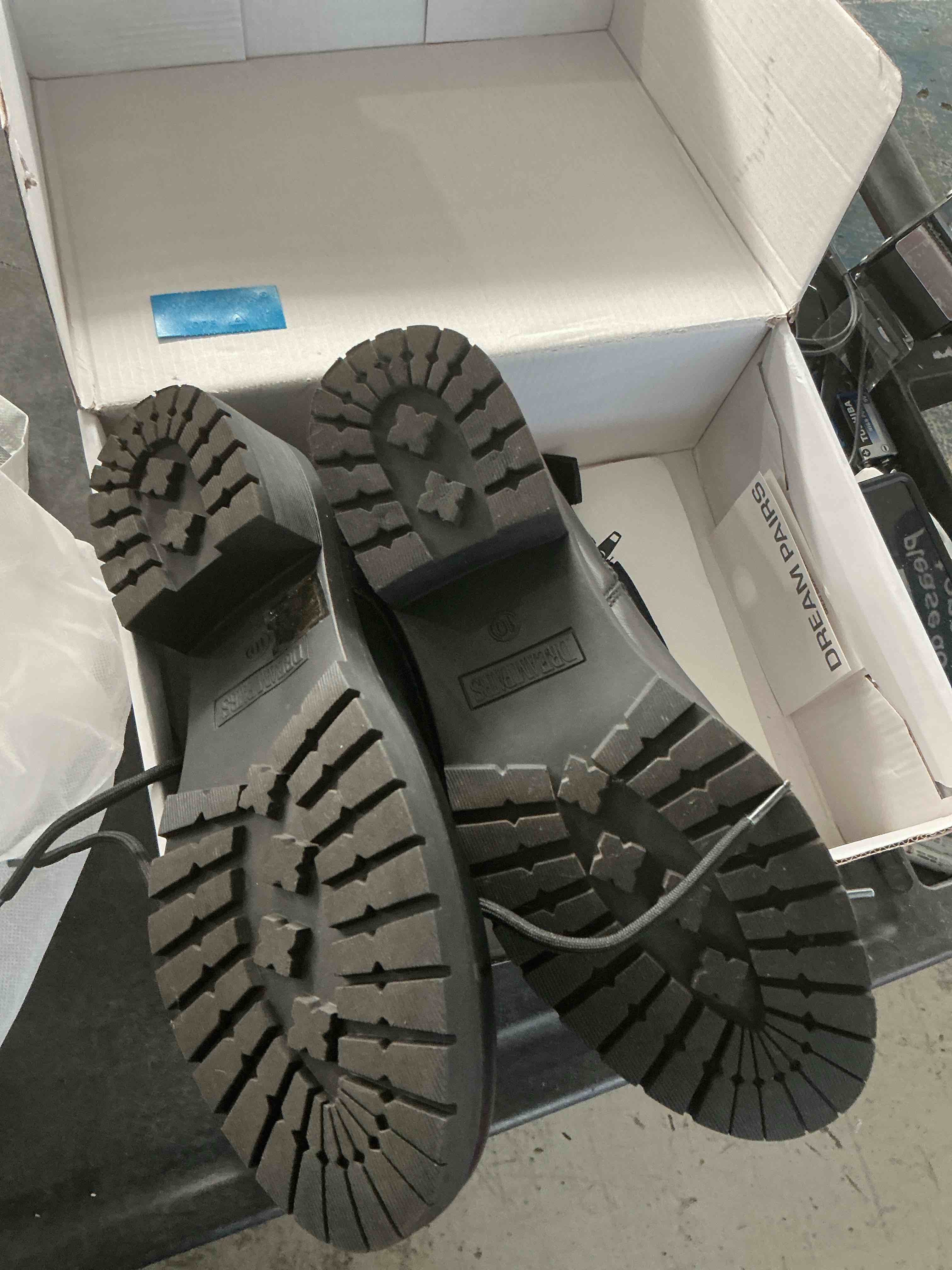 https://s3.amazonaws.com/lotting-images-prod/NonstopDeals/GRA3507059_1761081571331.jpeg