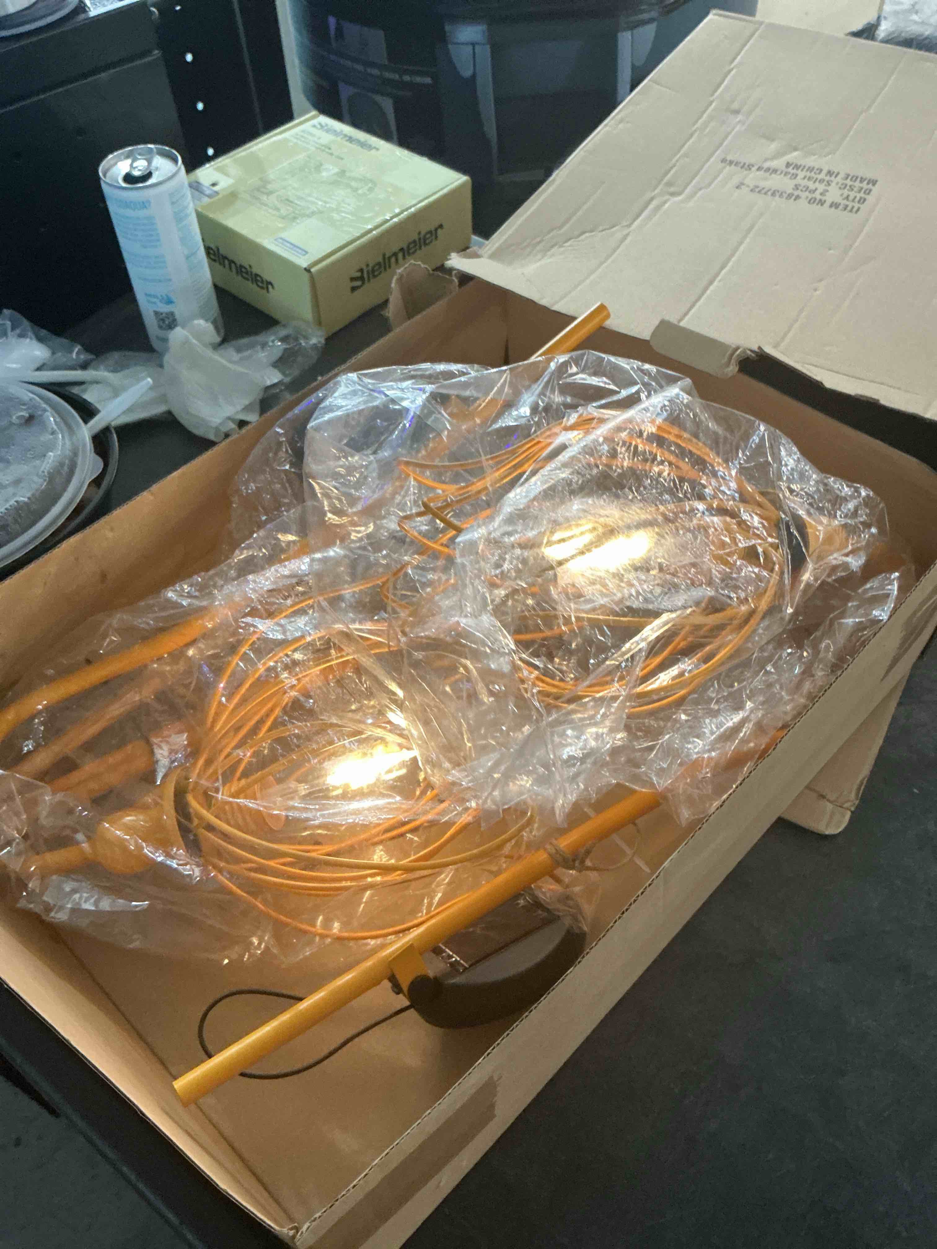 https://s3.amazonaws.com/lotting-images-prod/NonstopDeals/GRA3507072_1761086769716.jpeg
