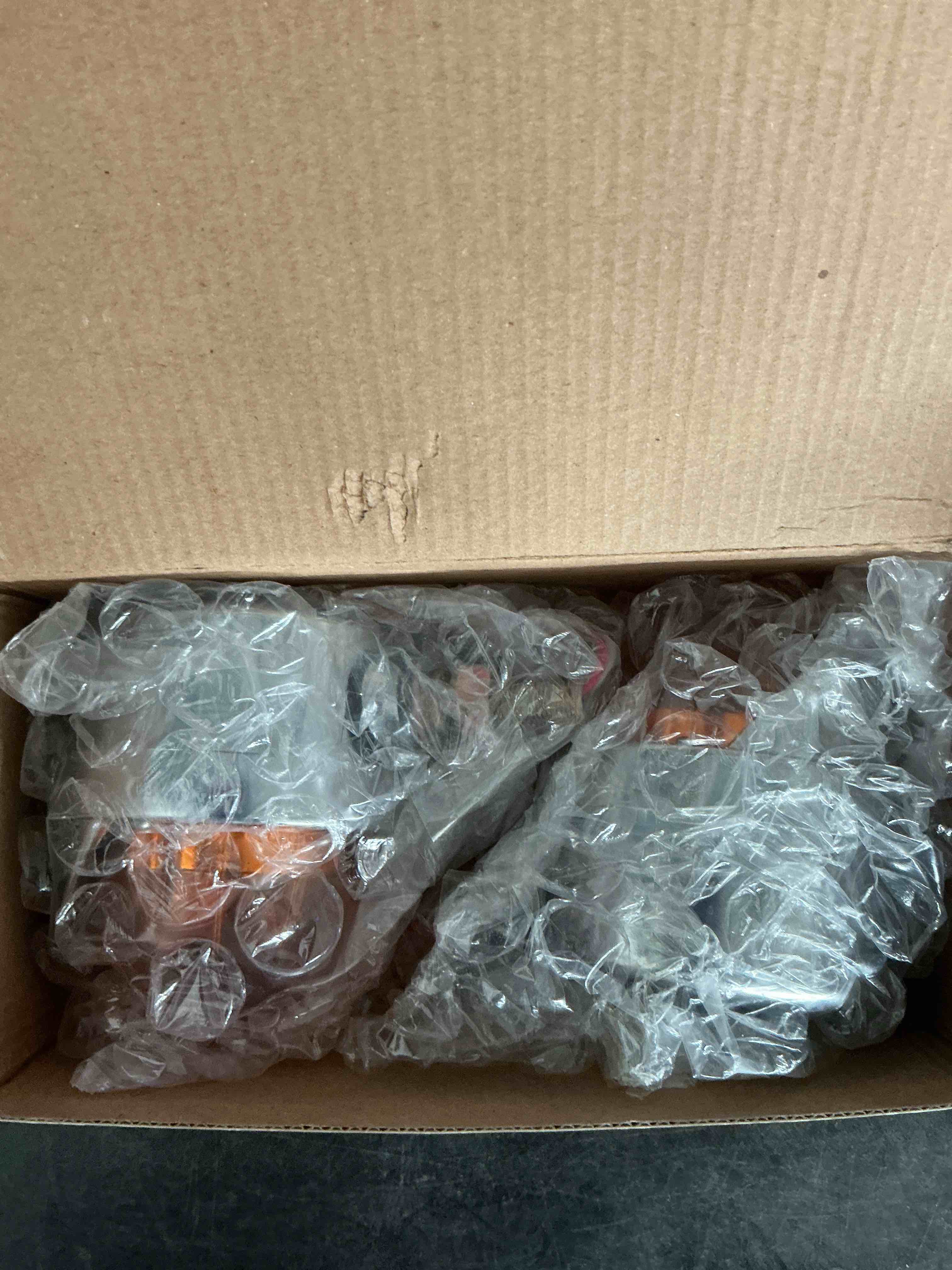 https://s3.amazonaws.com/lotting-images-prod/NonstopDeals/GRA3507075_1761142159123.jpeg