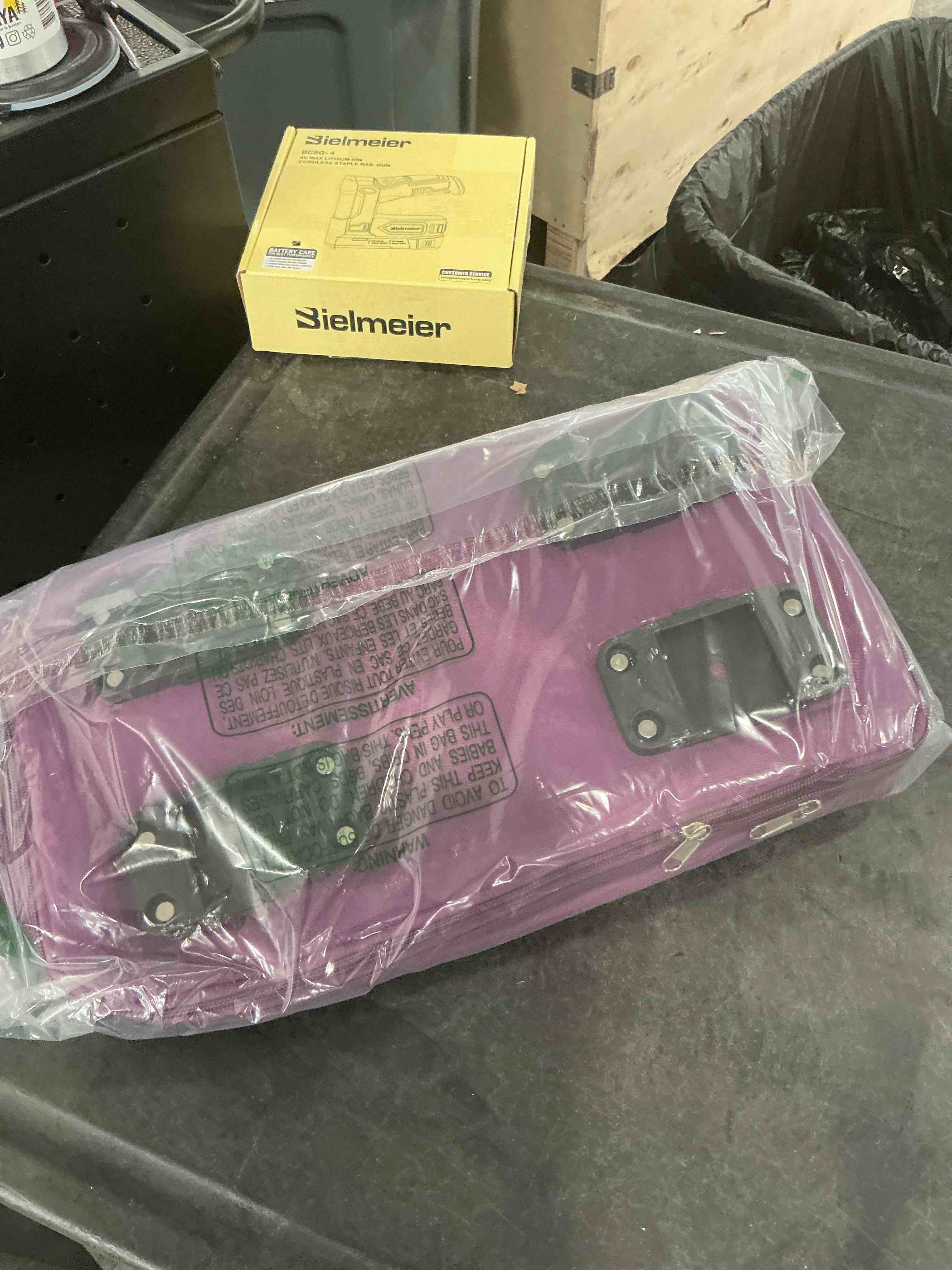 https://s3.amazonaws.com/lotting-images-prod/NonstopDeals/GRA3507091_1761143575188.jpeg