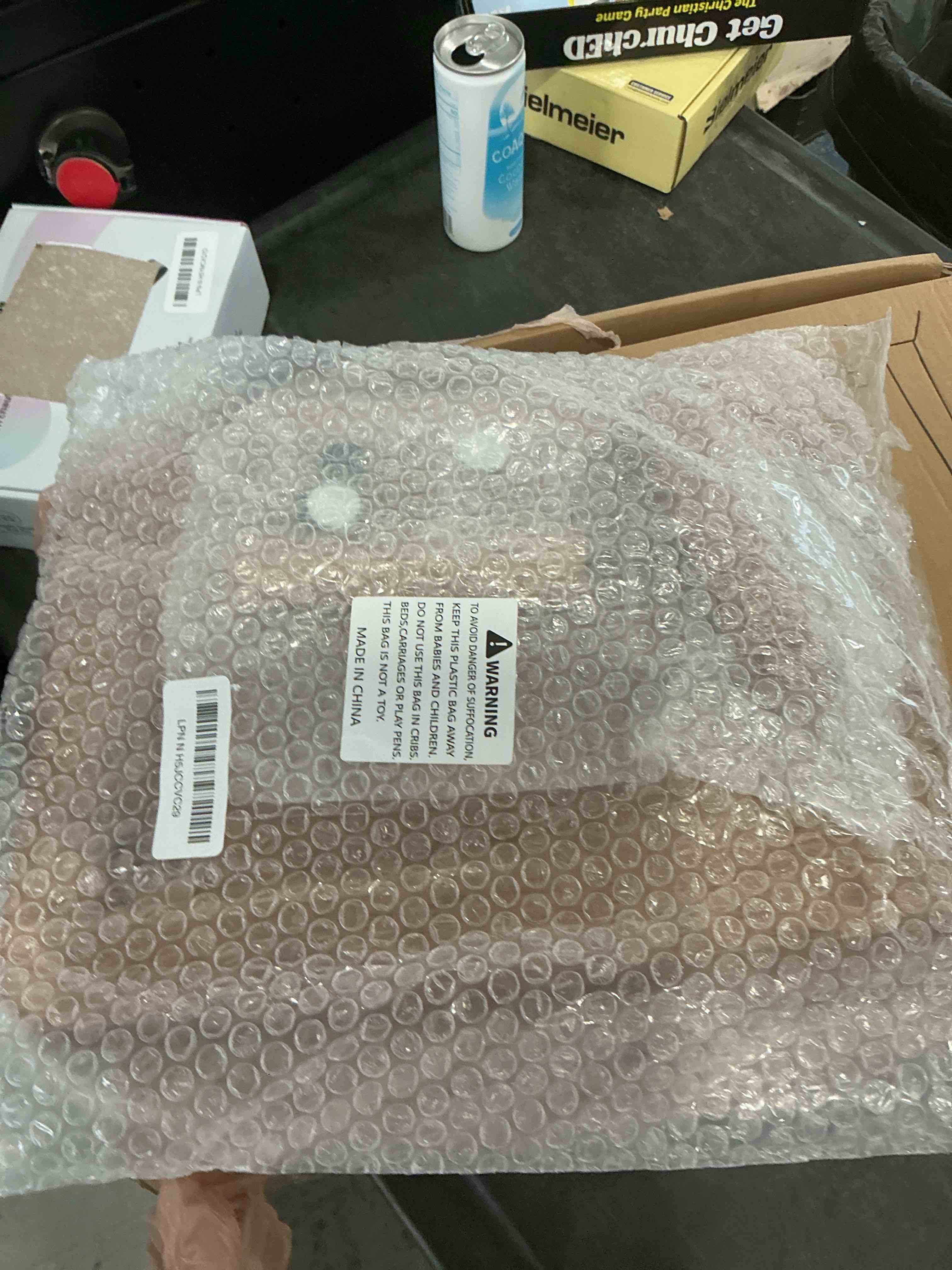 https://s3.amazonaws.com/lotting-images-prod/NonstopDeals/GRA3507111_1761147355369.jpeg