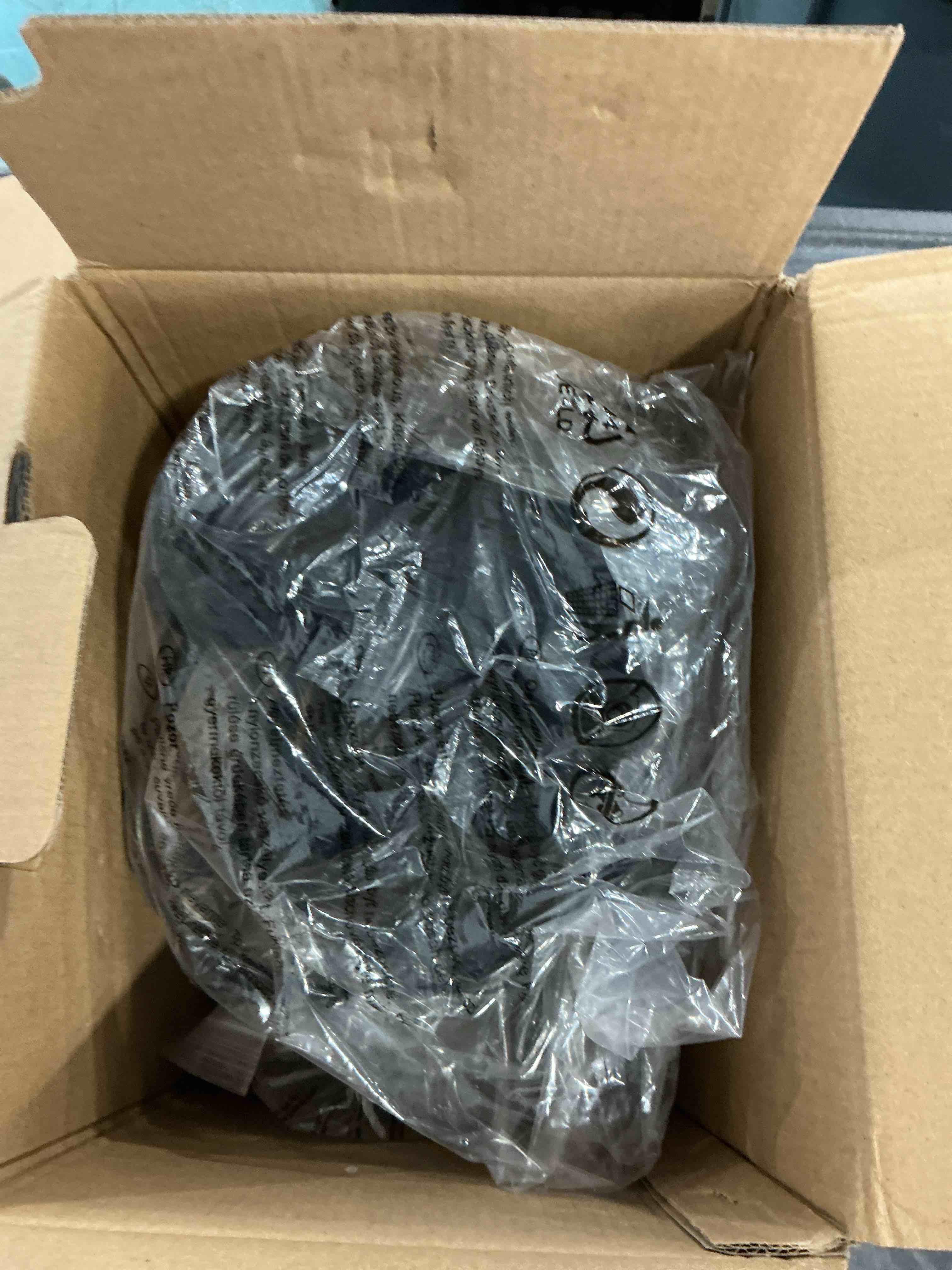https://s3.amazonaws.com/lotting-images-prod/NonstopDeals/GRA3507123_1761148711555.jpeg