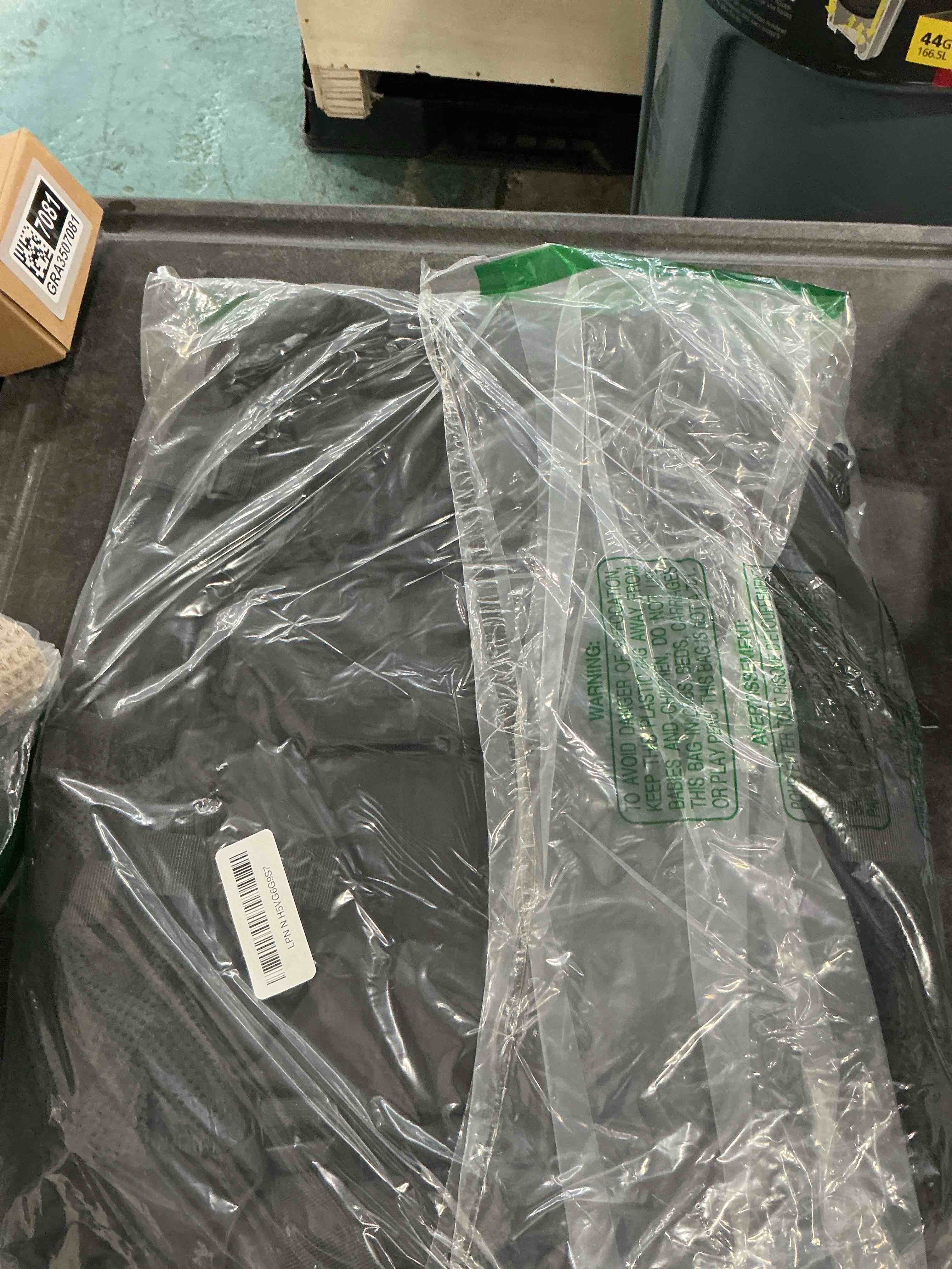 https://s3.amazonaws.com/lotting-images-prod/NonstopDeals/GRA3507145_1761151652012.jpeg