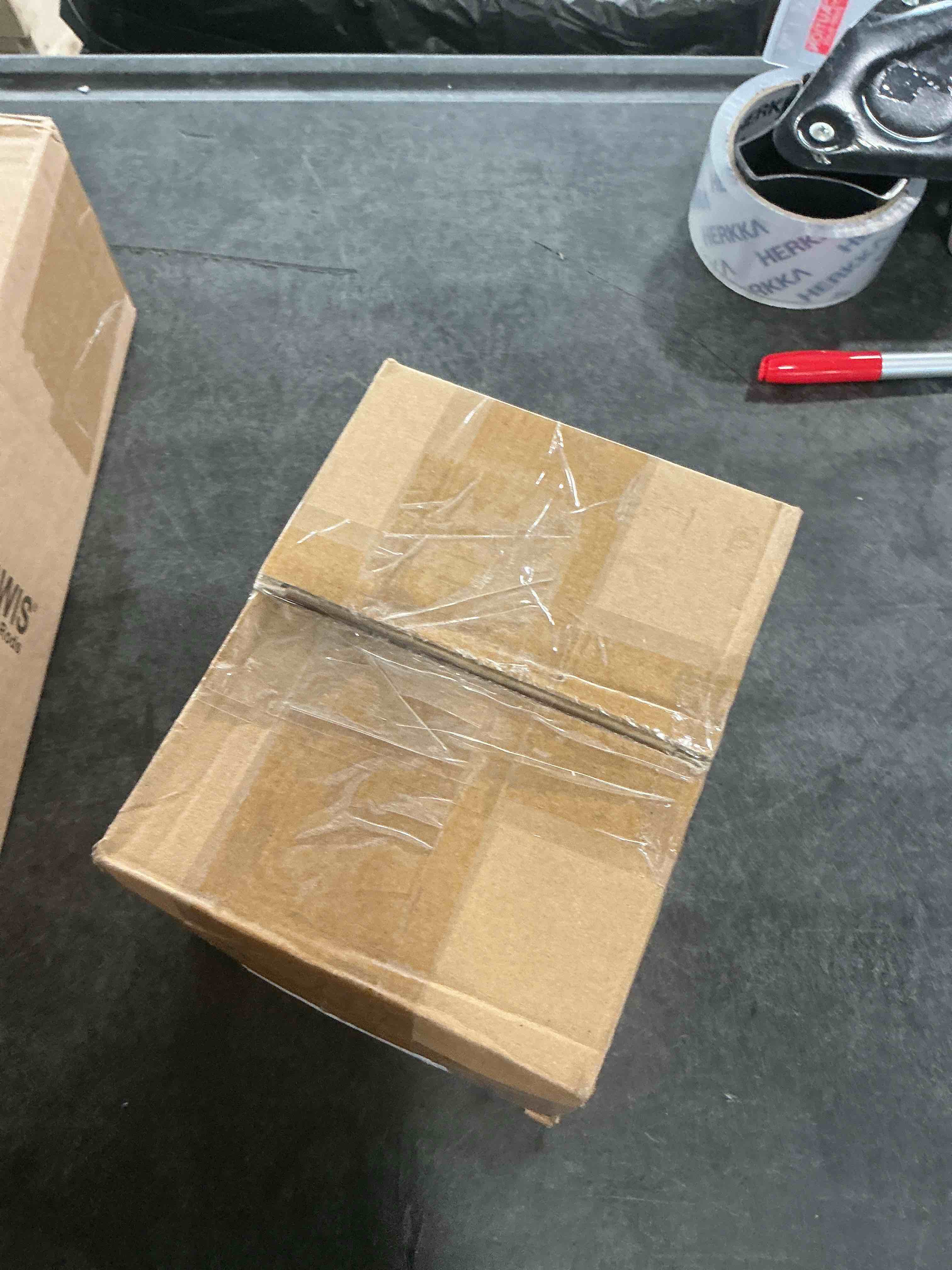 https://s3.amazonaws.com/lotting-images-prod/NonstopDeals/GRA3507163_1761154487415.jpeg