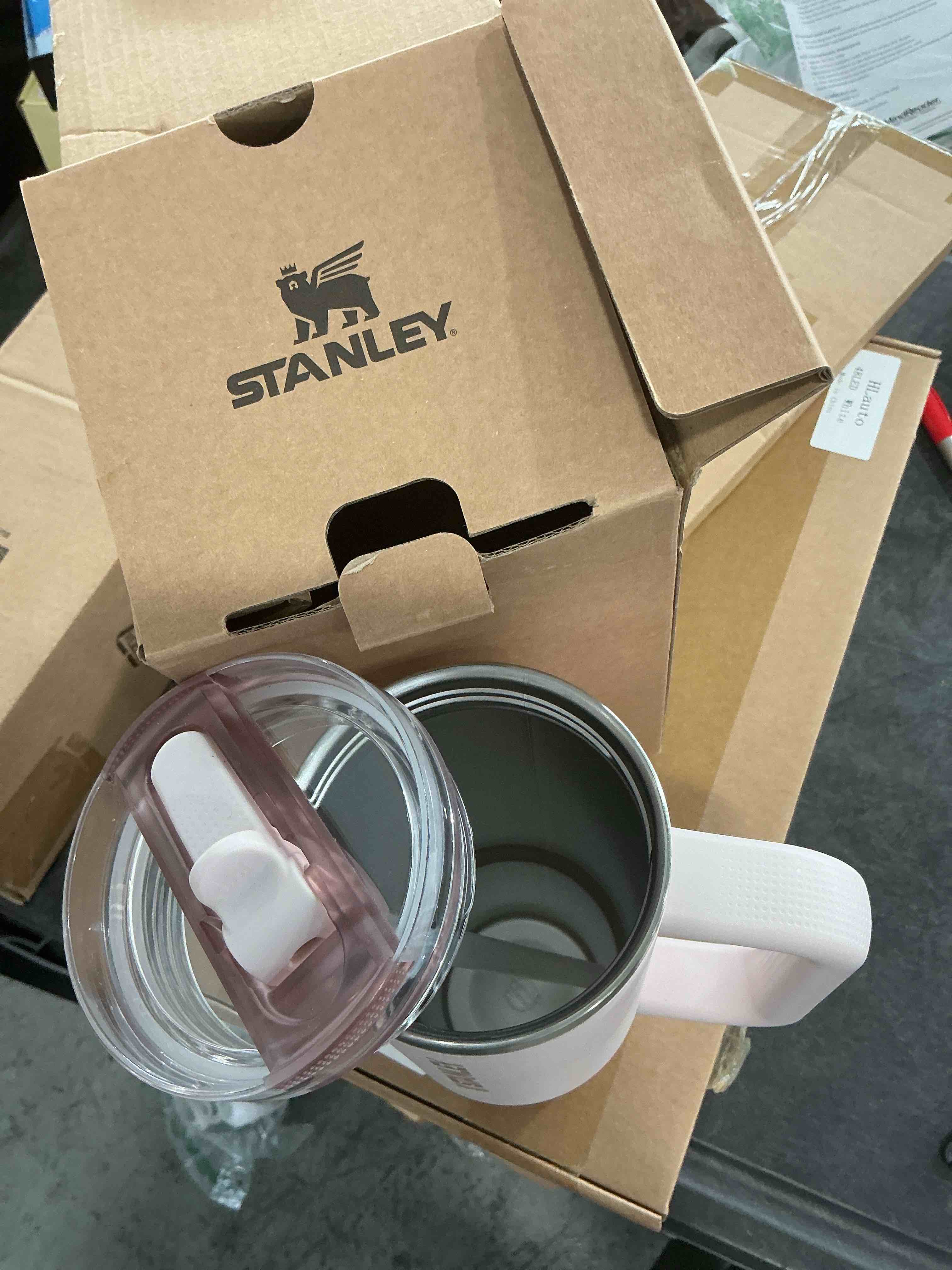 https://s3.amazonaws.com/lotting-images-prod/NonstopDeals/GRA3507165_1761154815622.jpeg