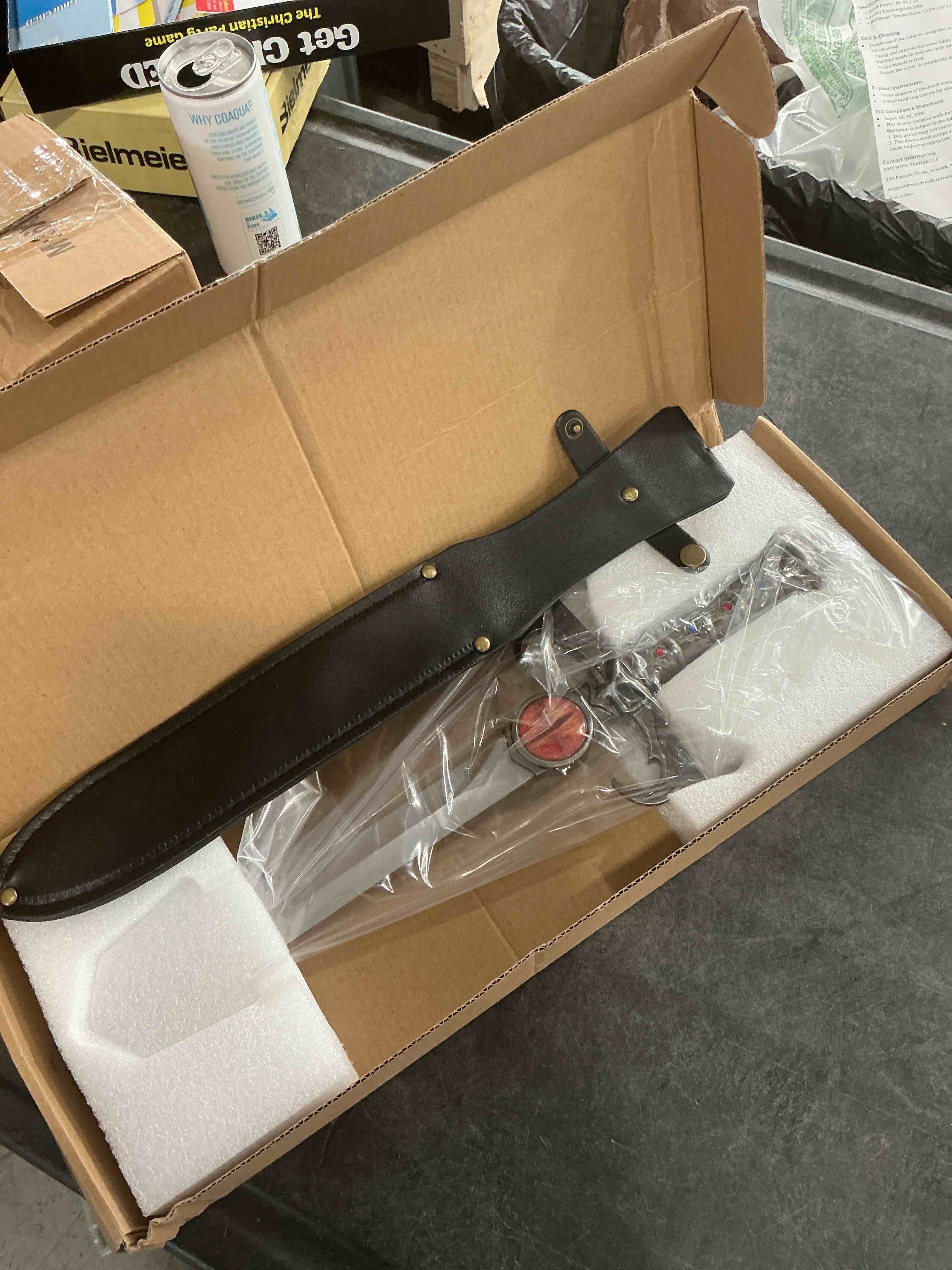 https://s3.amazonaws.com/lotting-images-prod/NonstopDeals/GRA3507170_1761155287151.jpeg