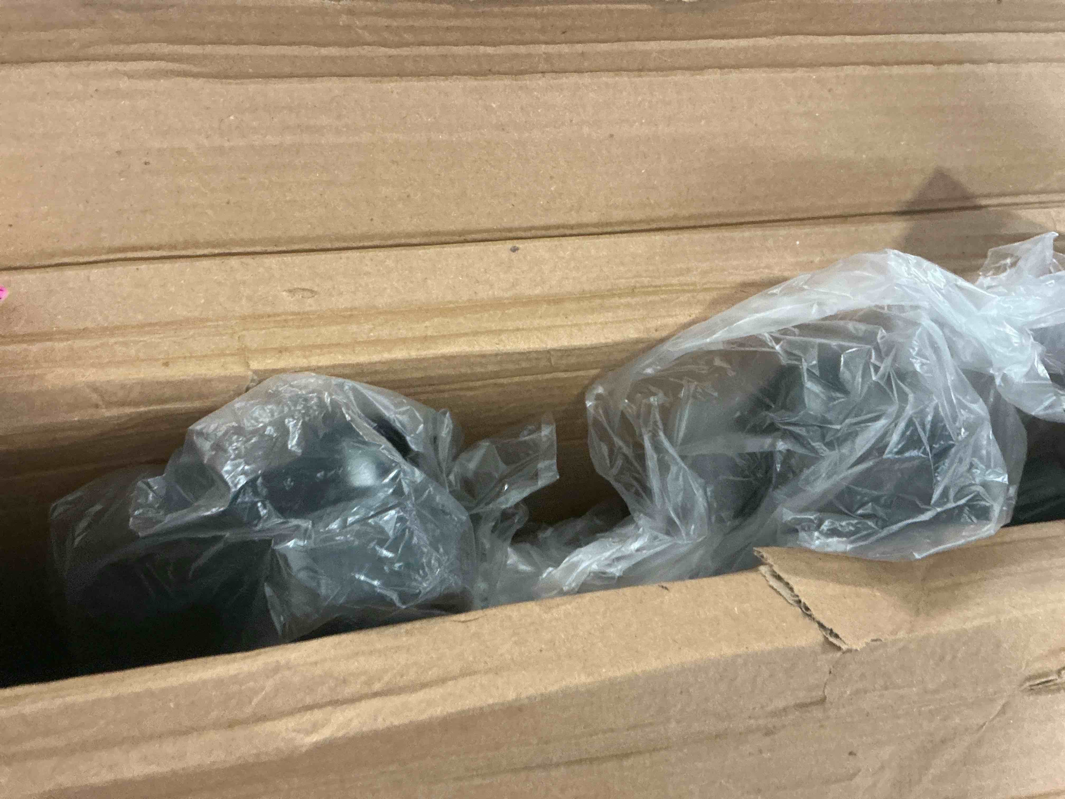 https://s3.amazonaws.com/lotting-images-prod/NonstopDeals/GRA3507181_1761157817281.jpeg