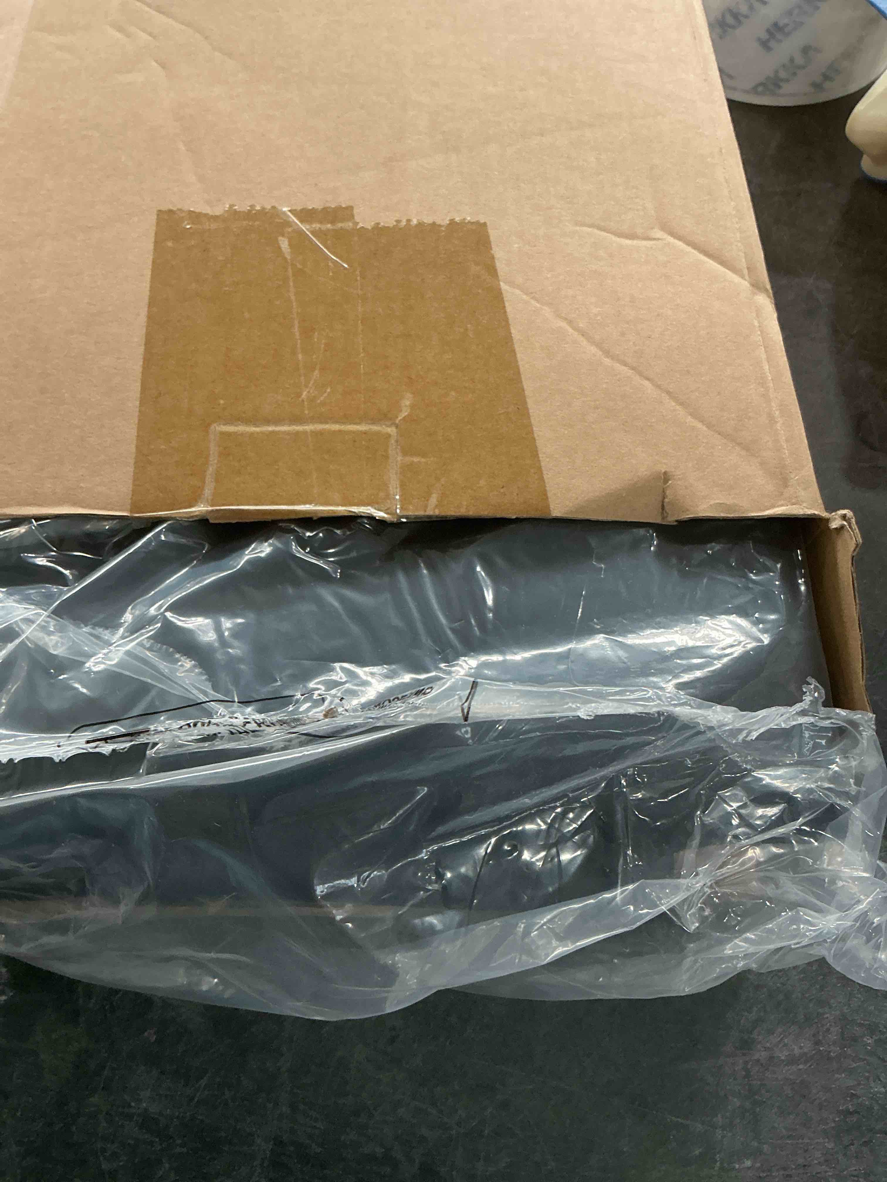 https://s3.amazonaws.com/lotting-images-prod/NonstopDeals/GRA3507230_1761167582163.jpeg