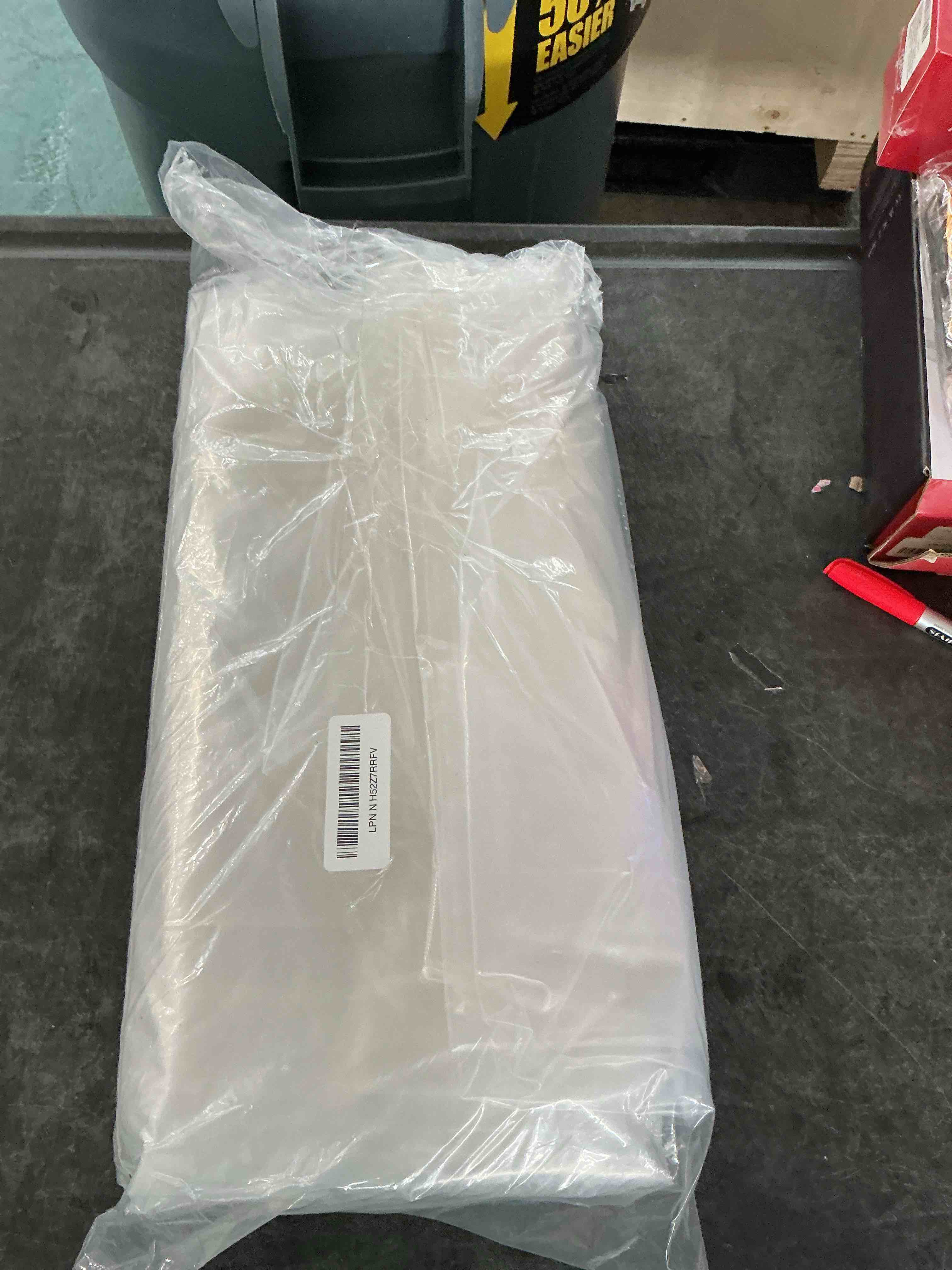 https://s3.amazonaws.com/lotting-images-prod/NonstopDeals/GRA3507283_1761231150223.jpeg