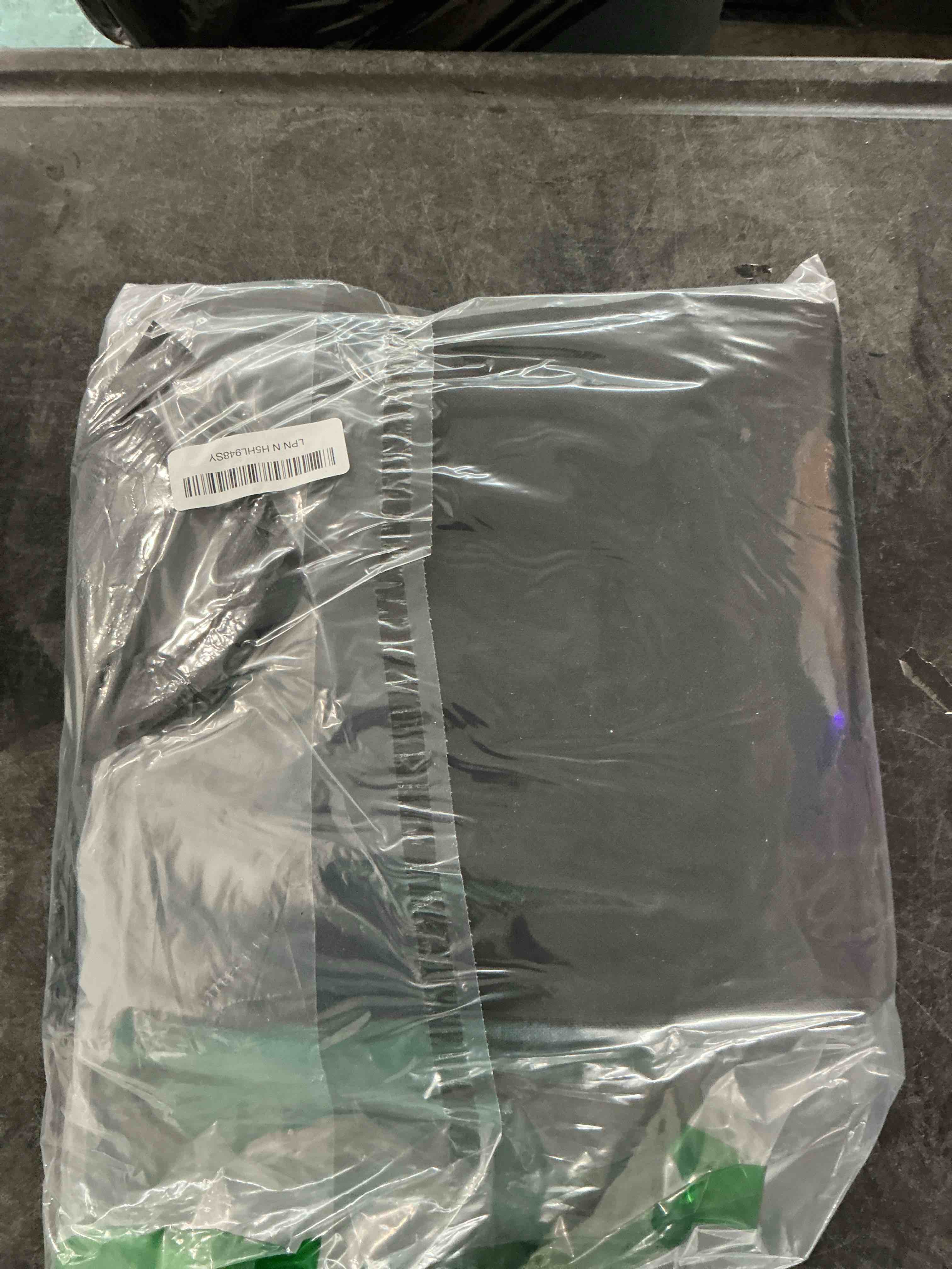 https://s3.amazonaws.com/lotting-images-prod/NonstopDeals/GRA3507297_1761232829106.jpeg