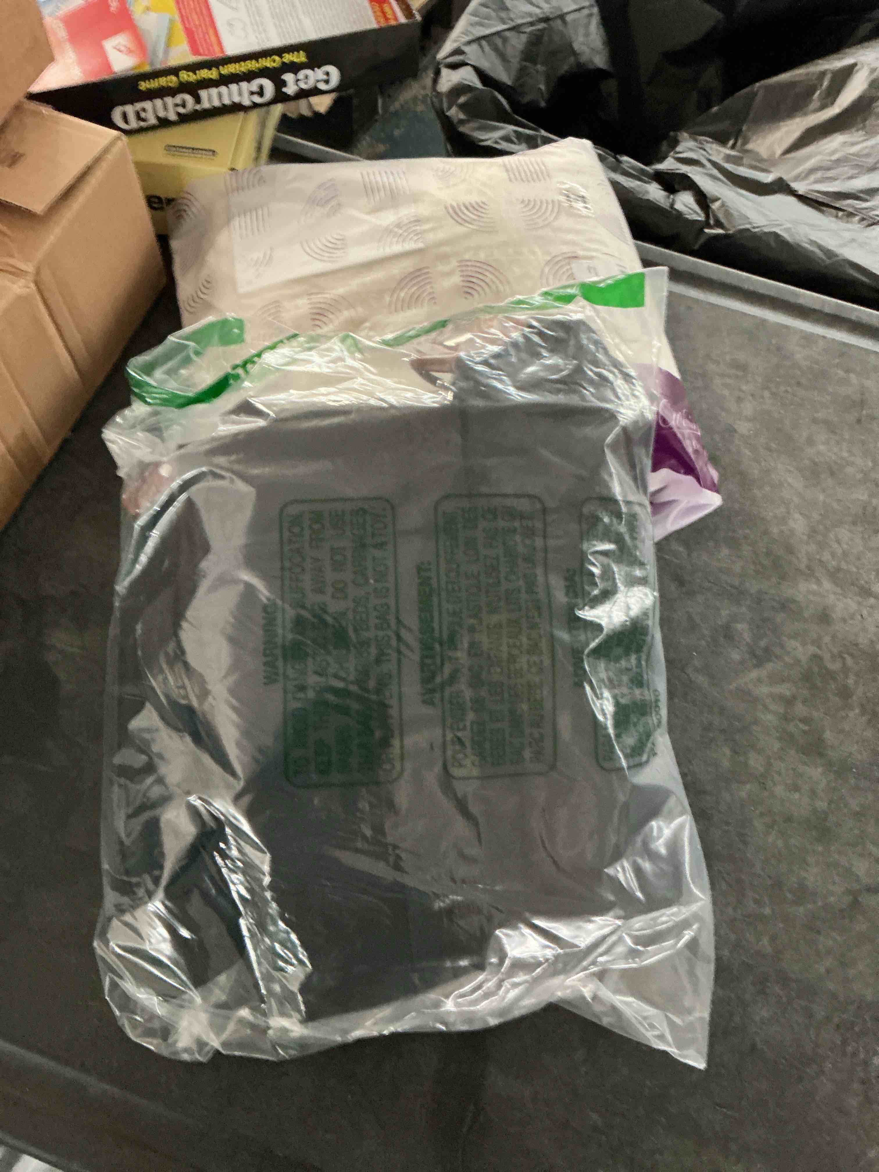 https://s3.amazonaws.com/lotting-images-prod/NonstopDeals/GRA3507321_1761235075738.jpeg