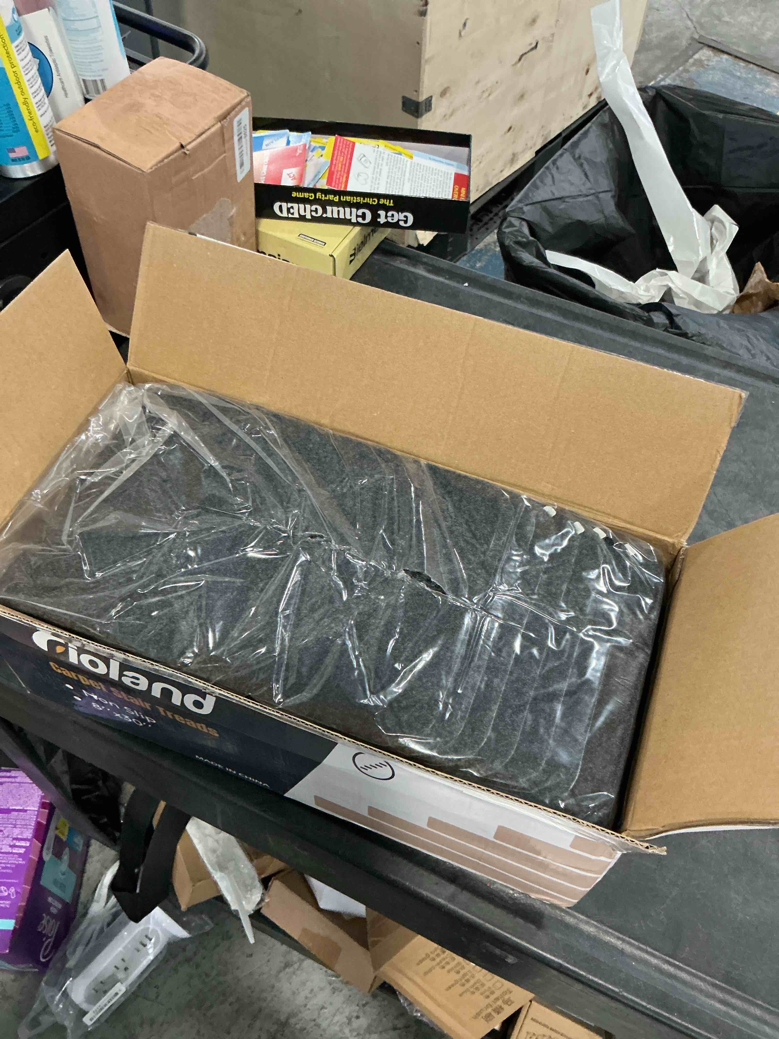 https://s3.amazonaws.com/lotting-images-prod/NonstopDeals/GRA3507333_1761236471388.jpeg