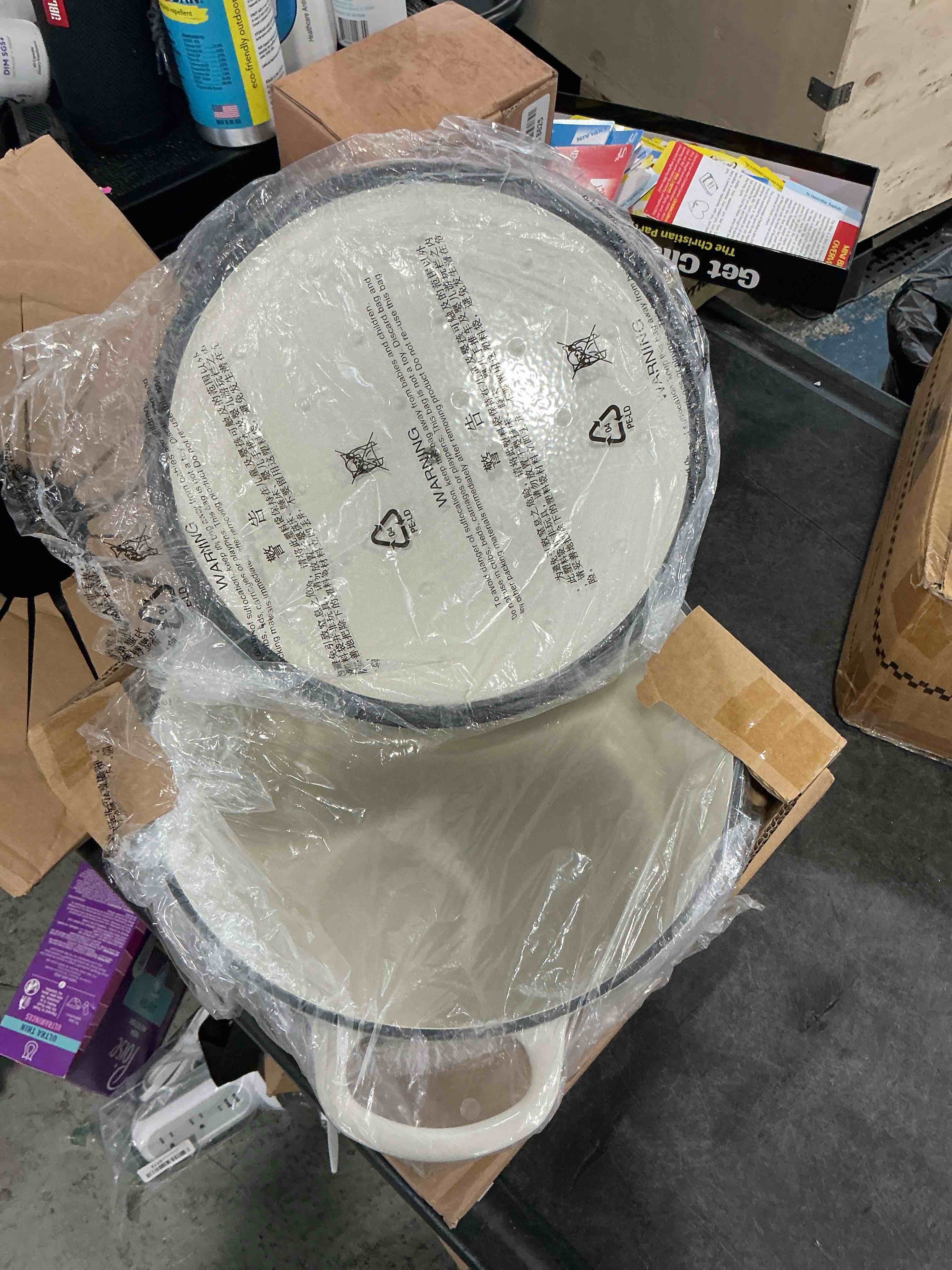 https://s3.amazonaws.com/lotting-images-prod/NonstopDeals/GRA3507337_1761236695733.jpeg