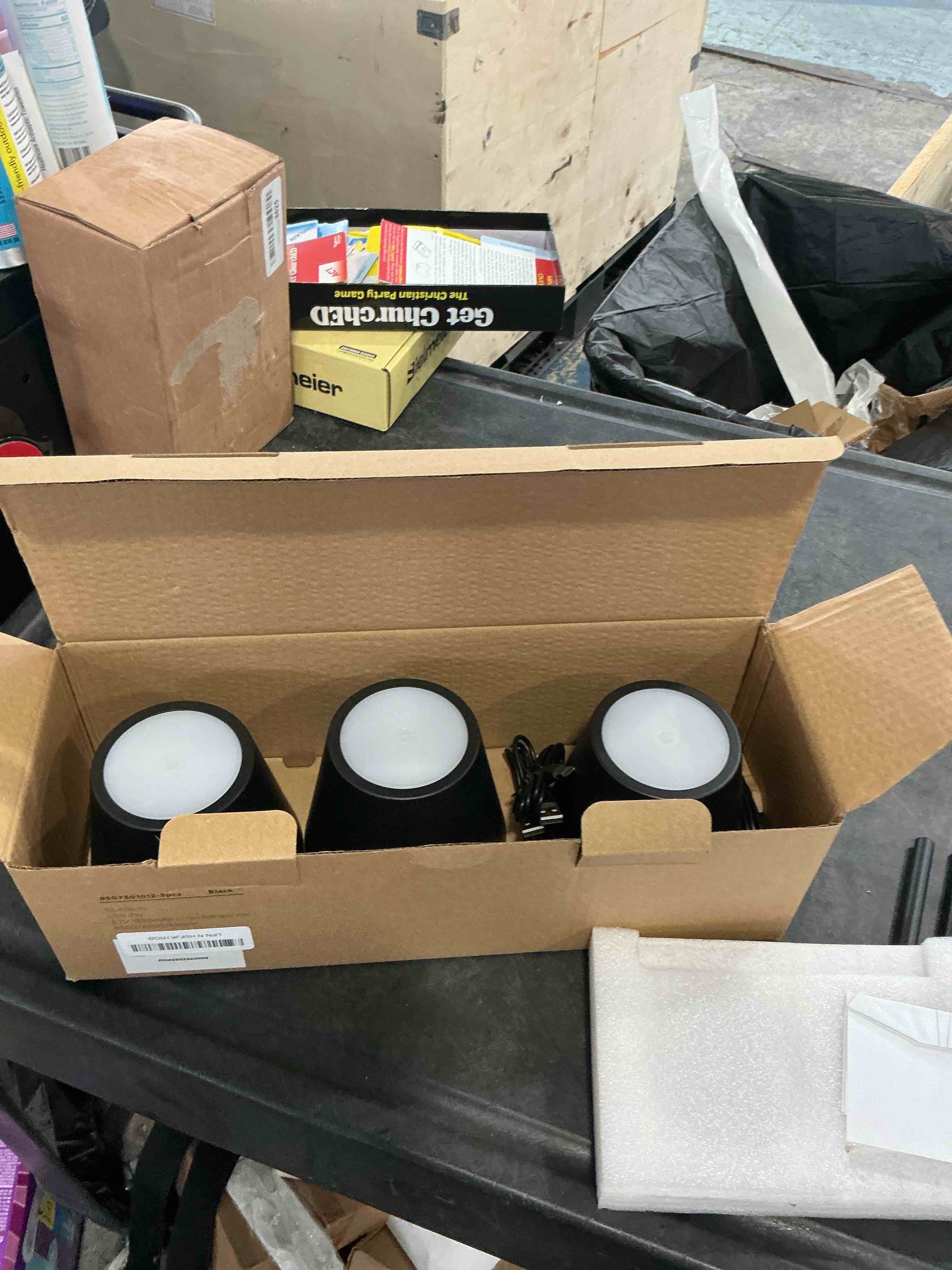 https://s3.amazonaws.com/lotting-images-prod/NonstopDeals/GRA3507349_1761238197246.jpeg