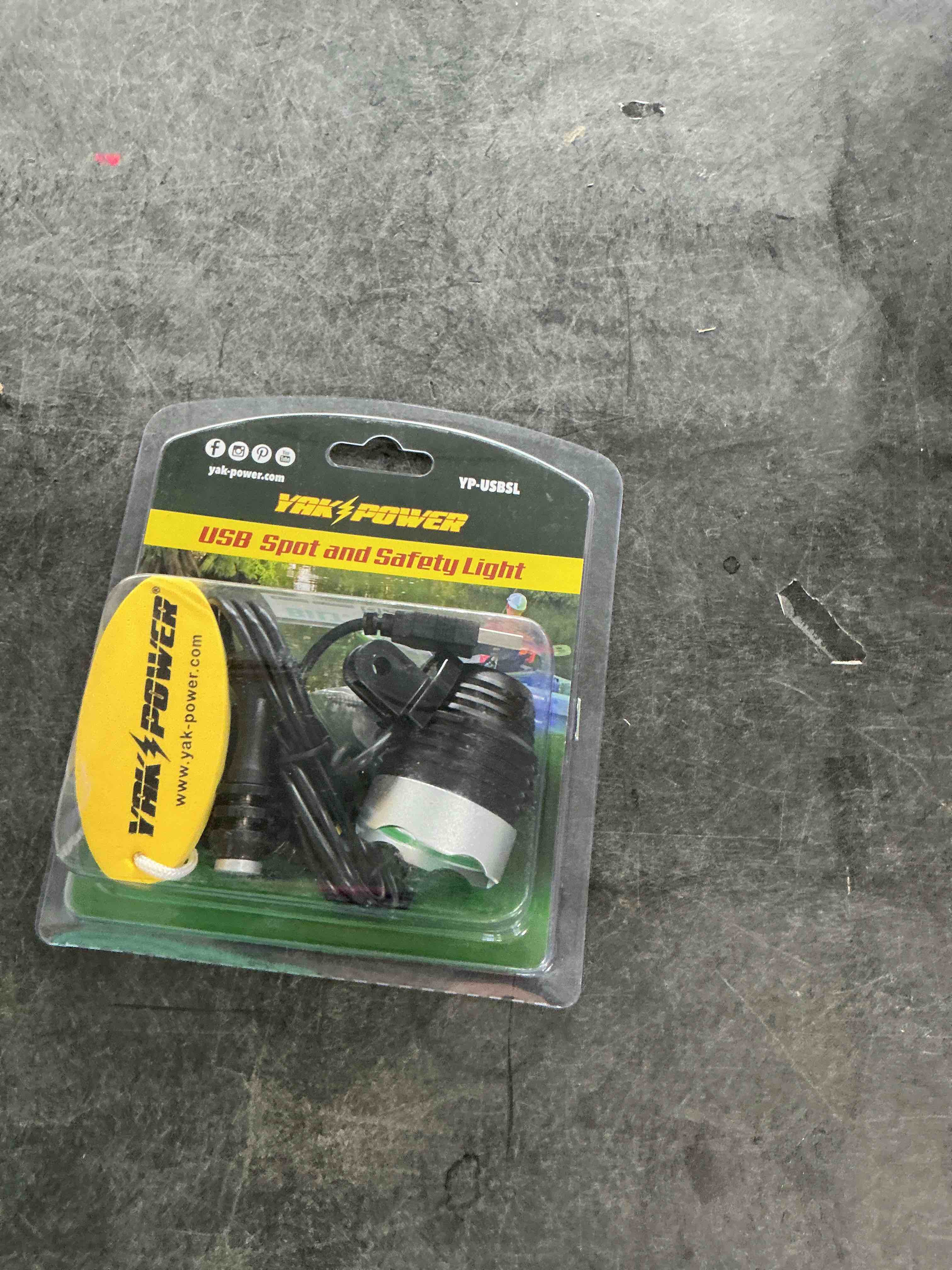 https://s3.amazonaws.com/lotting-images-prod/NonstopDeals/GRA3507388_1761246836119.jpeg