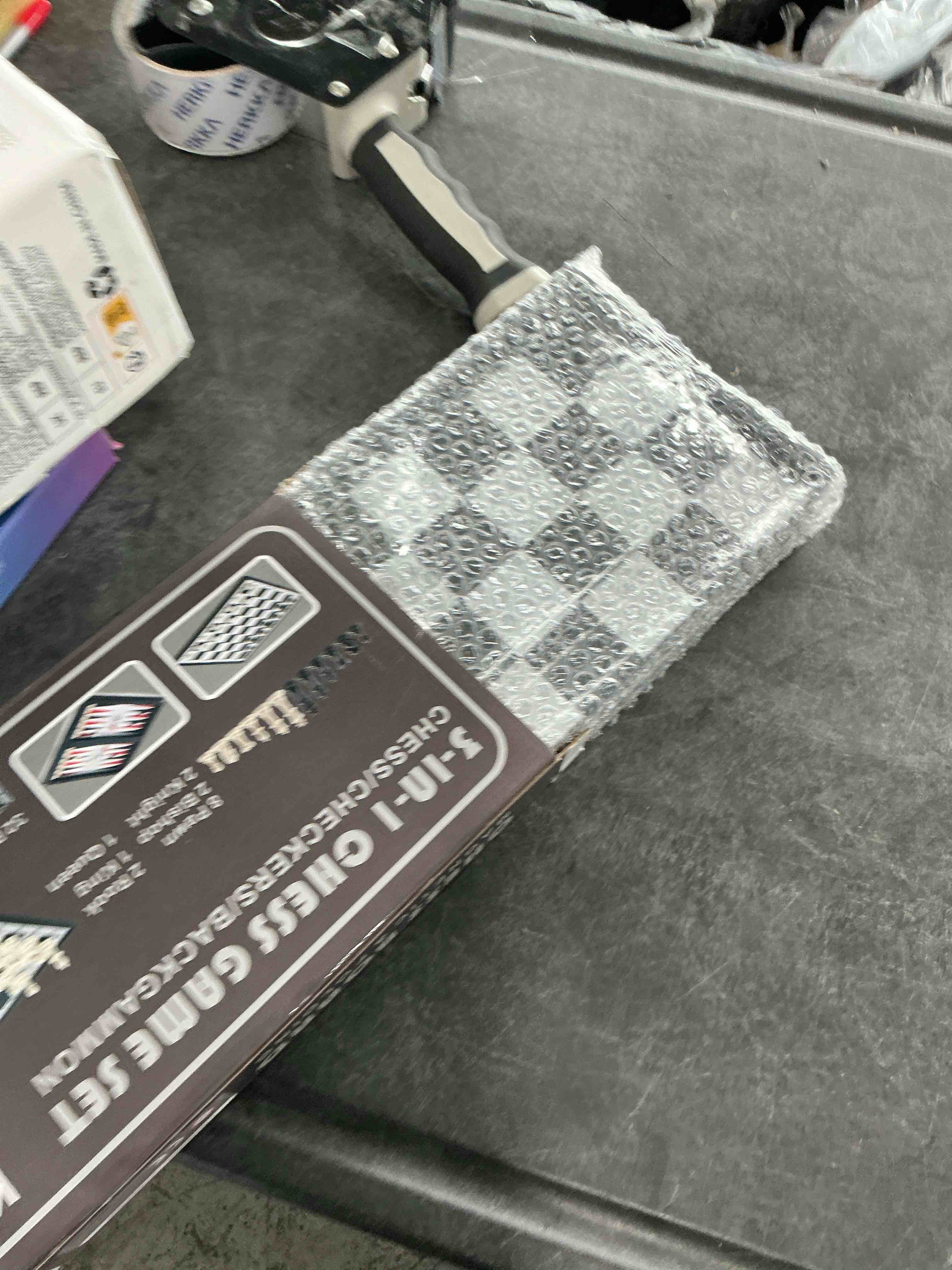 https://s3.amazonaws.com/lotting-images-prod/NonstopDeals/GRA3507398_1761250118372.jpeg
