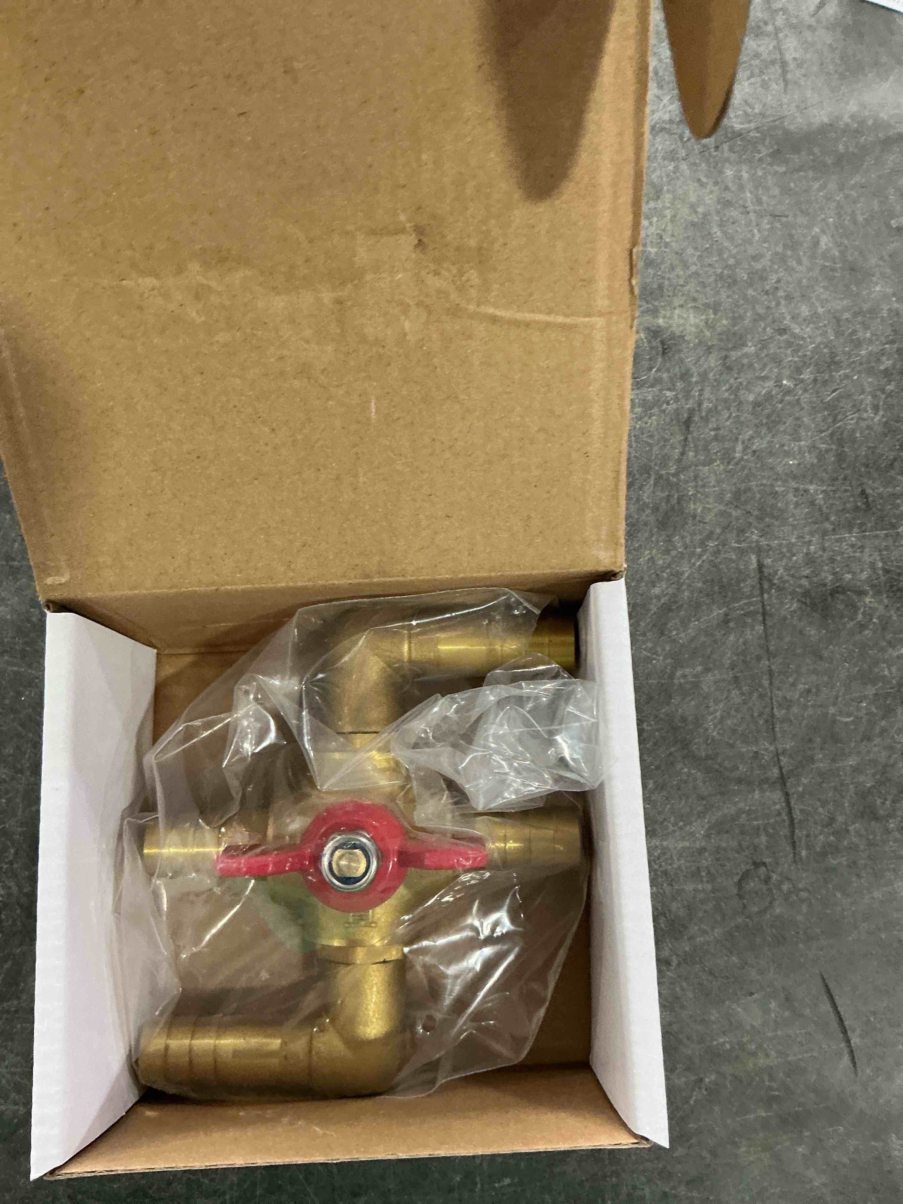 https://s3.amazonaws.com/lotting-images-prod/NonstopDeals/GRA3507428_1761255263492.jpeg