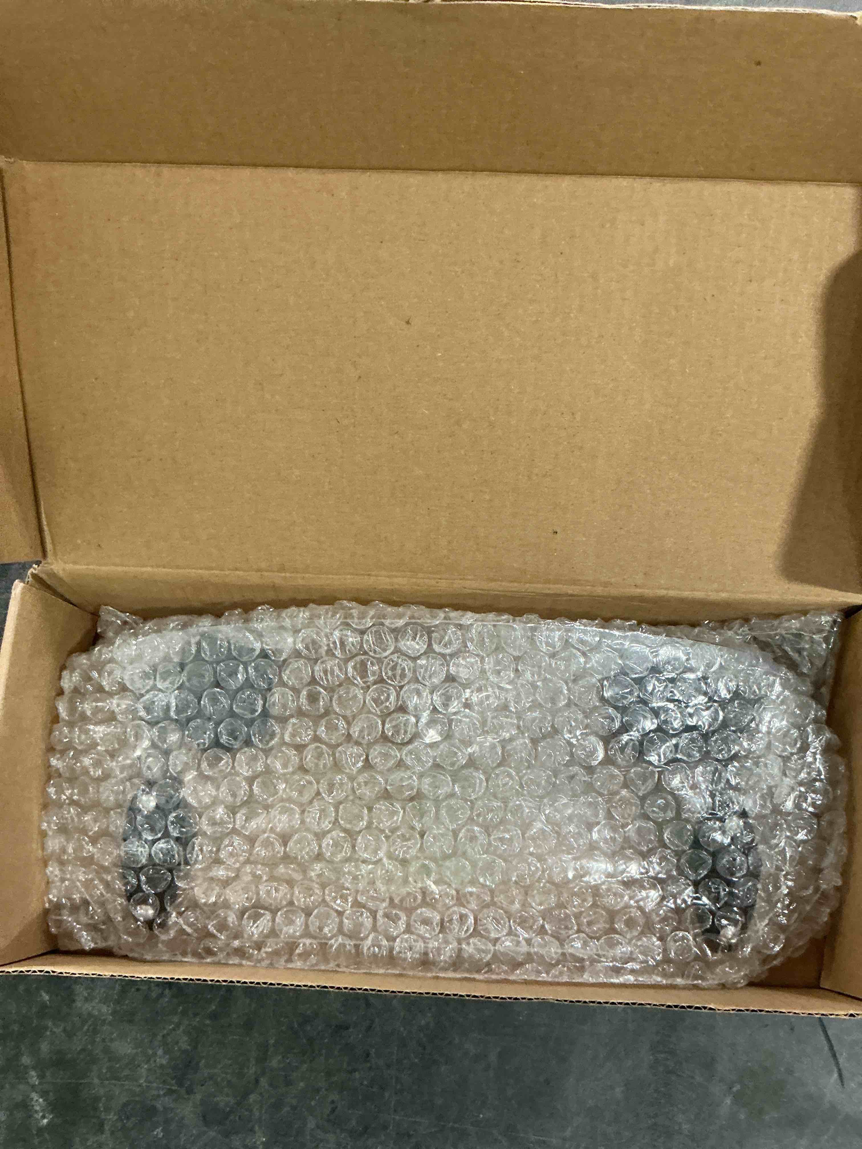 https://s3.amazonaws.com/lotting-images-prod/NonstopDeals/GRA3507437_1761256145610.jpeg