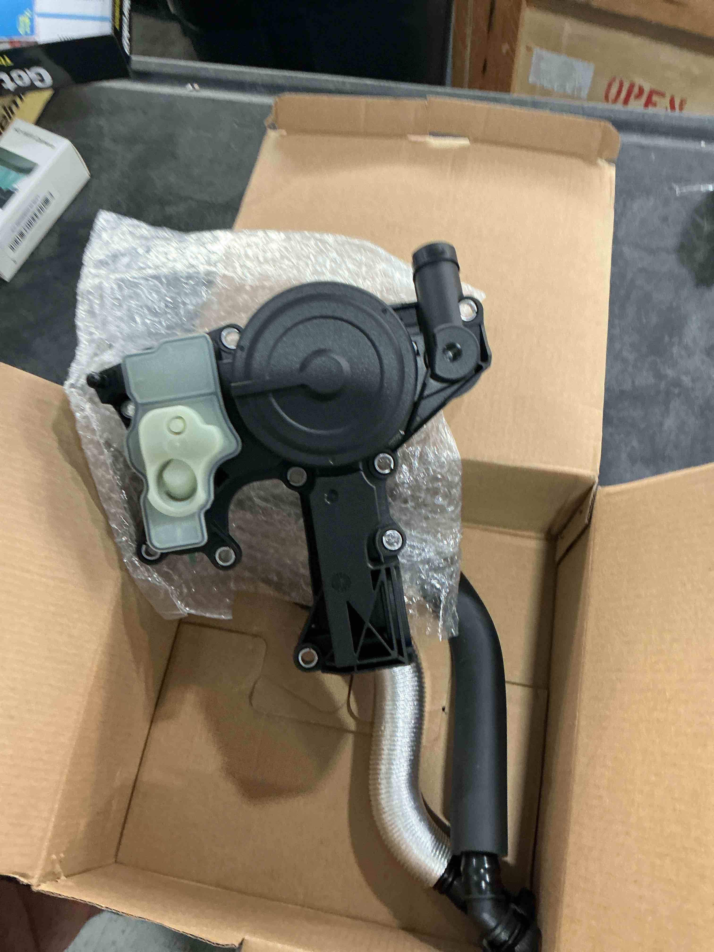 https://s3.amazonaws.com/lotting-images-prod/NonstopDeals/GRA3507444_1761257024475.jpeg