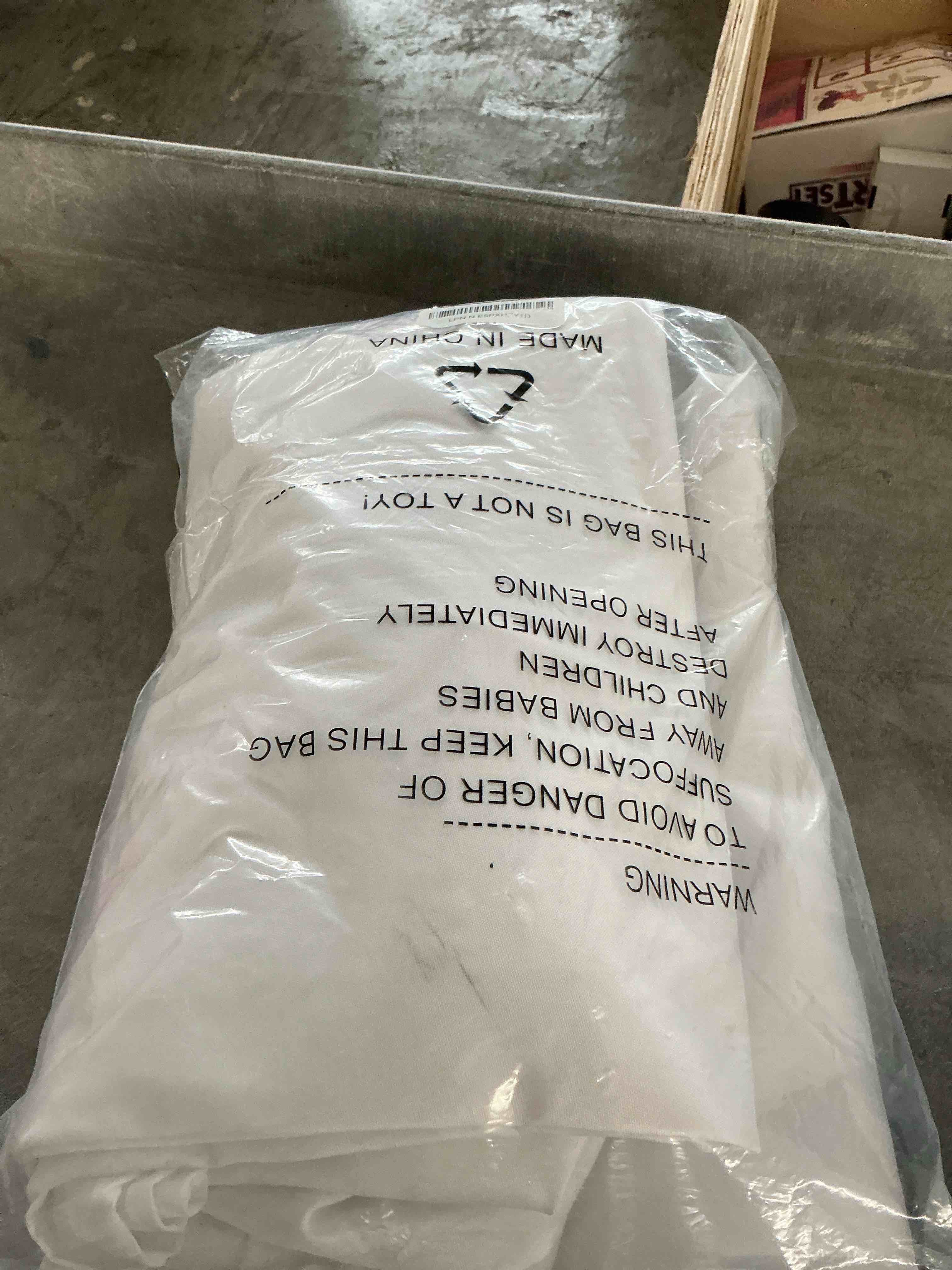 https://s3.amazonaws.com/lotting-images-prod/NonstopDeals/GRA3613068_1753482315058.jpeg