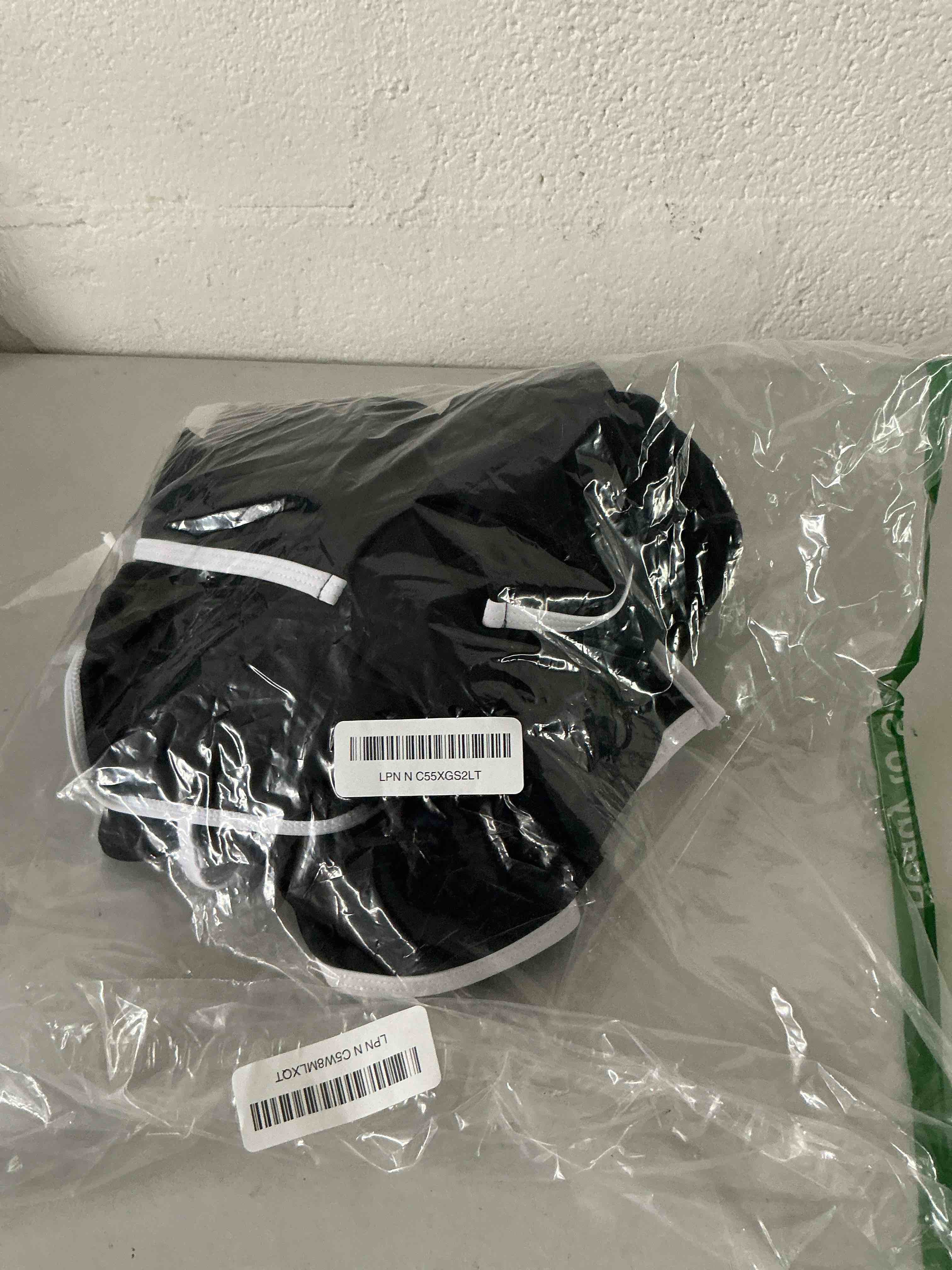 https://s3.amazonaws.com/lotting-images-prod/NonstopDeals/GRA3613125_1753552727155.jpeg