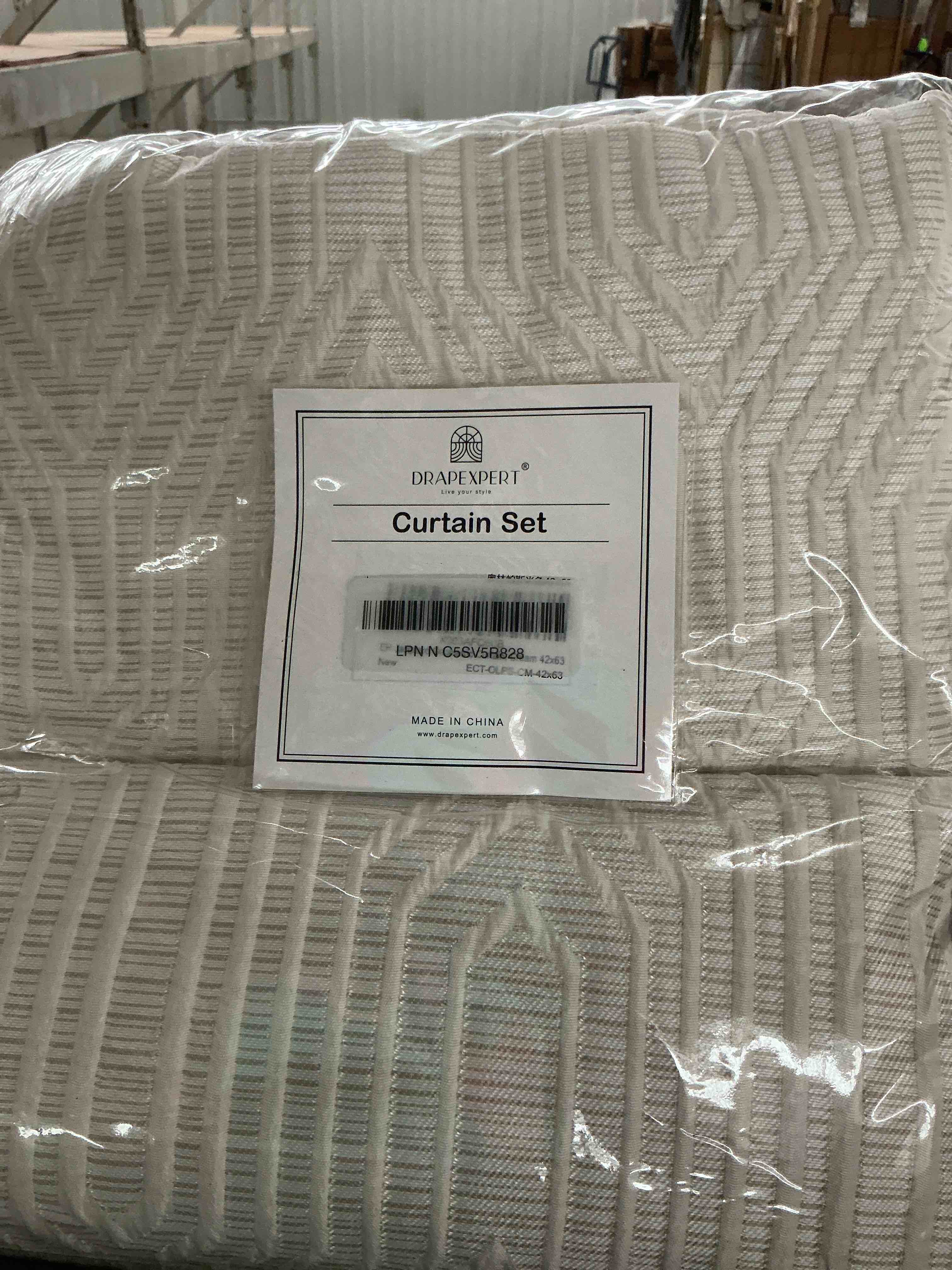 https://s3.amazonaws.com/lotting-images-prod/NonstopDeals/GRA3613461_1754062333021.jpeg