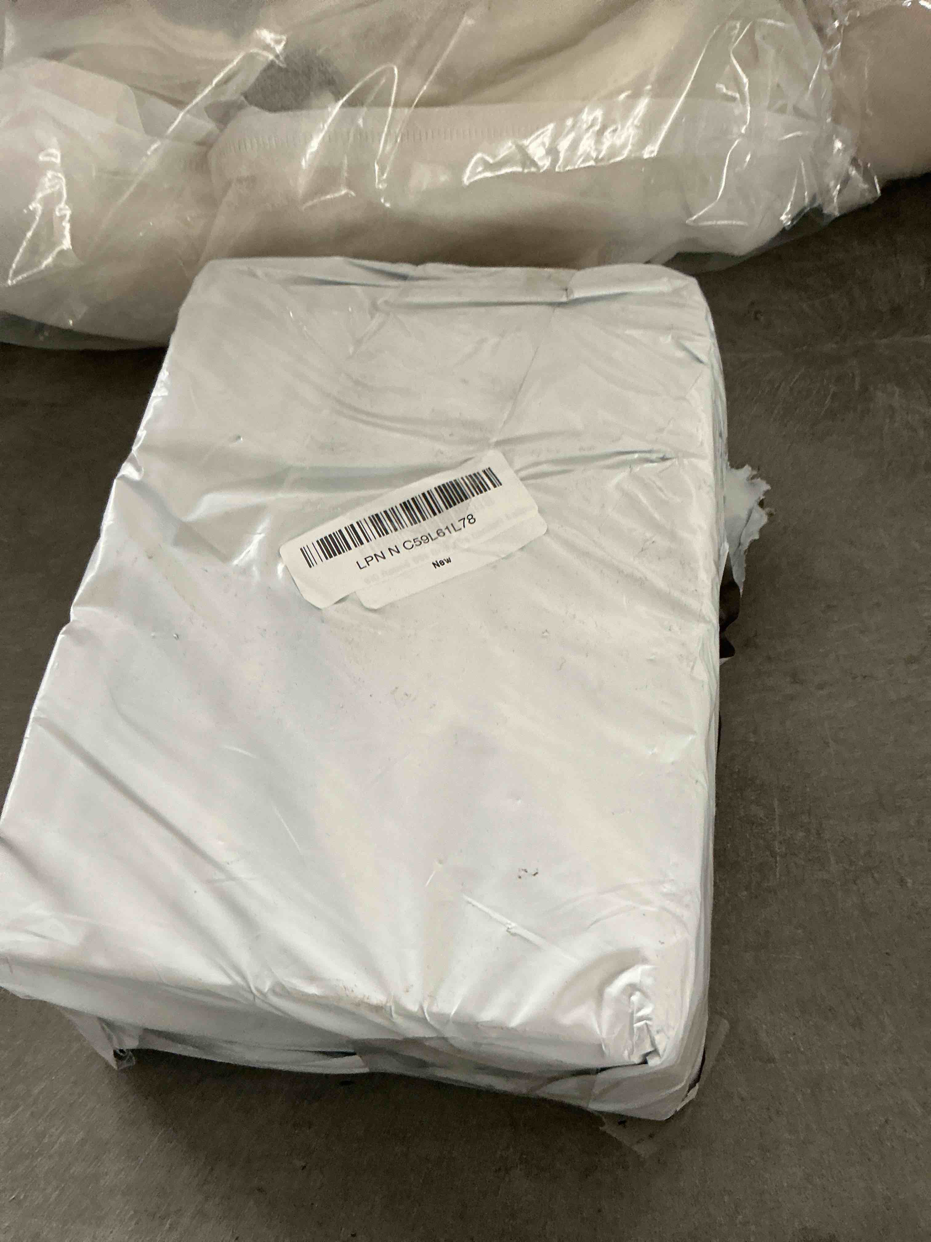 https://s3.amazonaws.com/lotting-images-prod/NonstopDeals/GRA3613465_1754063090600.jpeg