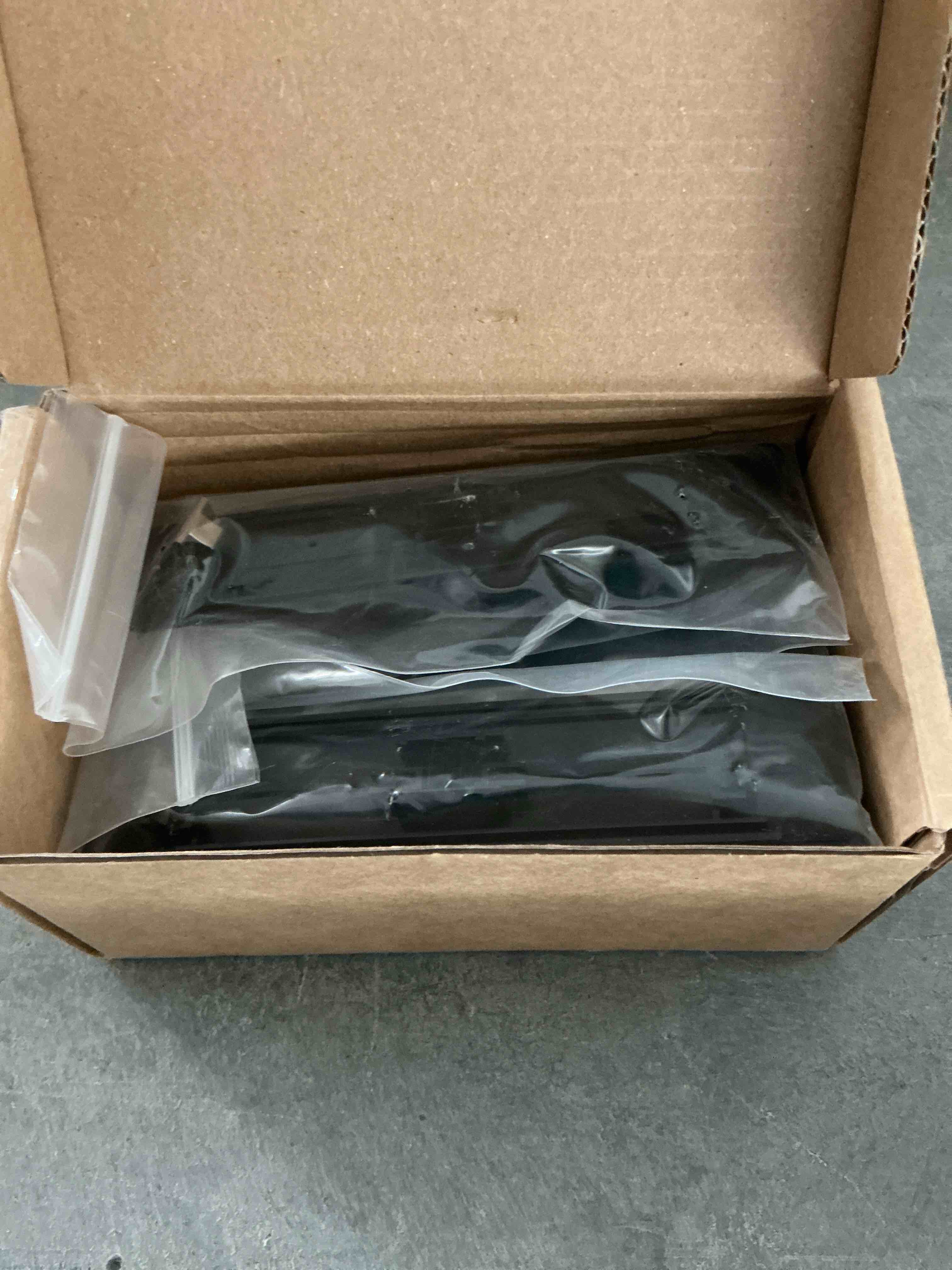 https://s3.amazonaws.com/lotting-images-prod/NonstopDeals/GRA3613470_1754064643638.jpeg