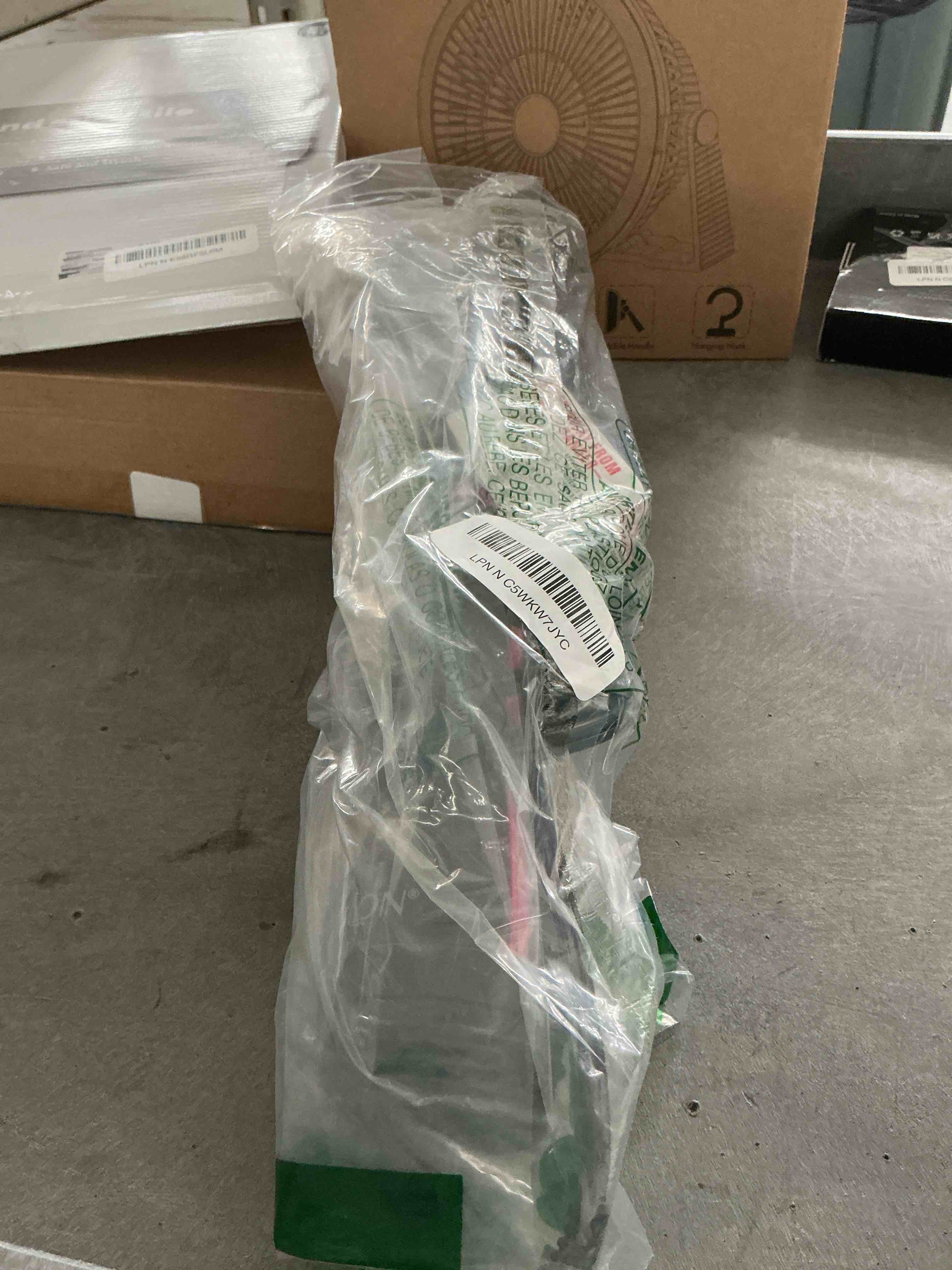 https://s3.amazonaws.com/lotting-images-prod/NonstopDeals/GRA3613543_1754078694167.jpeg