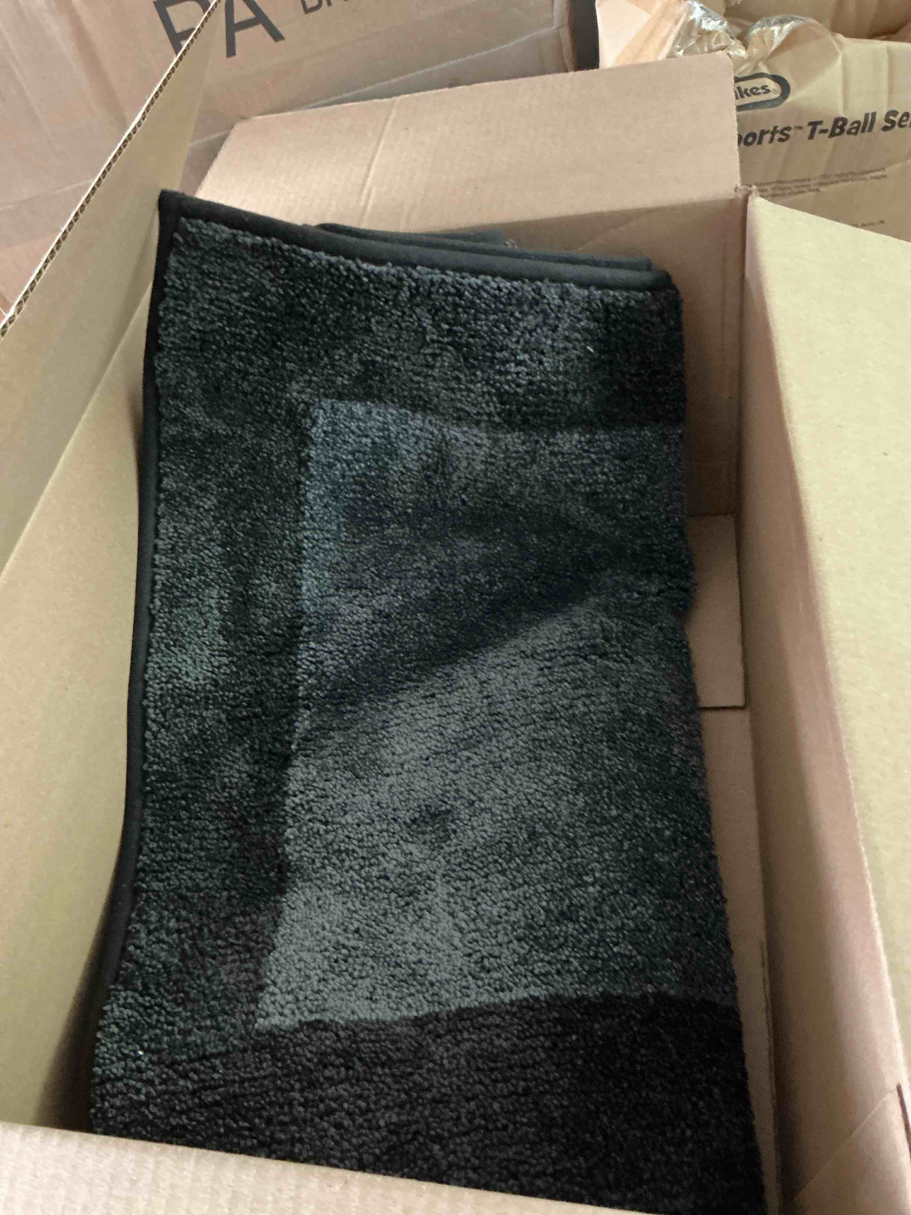 https://s3.amazonaws.com/lotting-images-prod/NonstopDeals/GRA3613666_1754489420574.jpeg