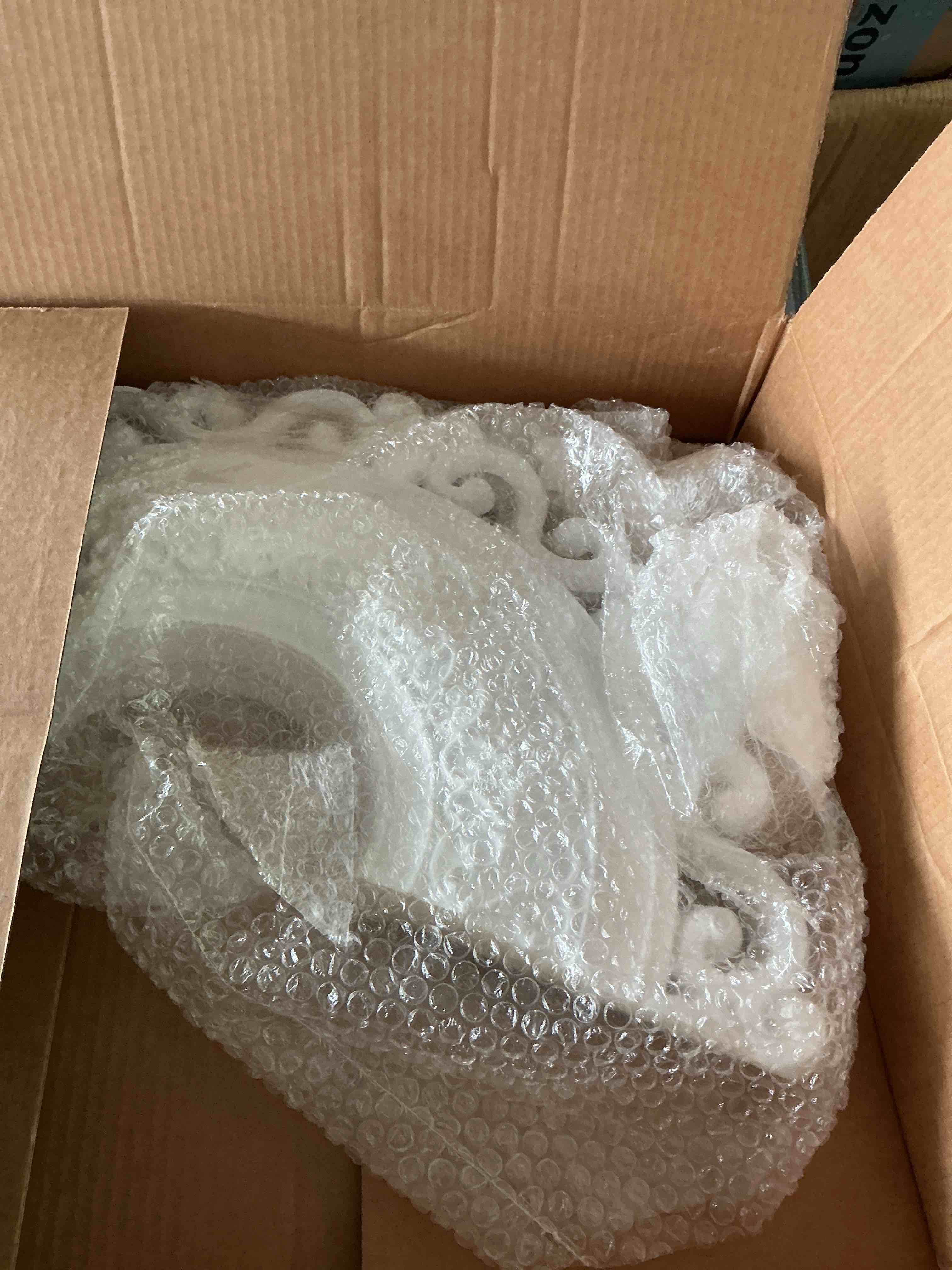 https://s3.amazonaws.com/lotting-images-prod/NonstopDeals/GRA3613670_1754489701564.jpeg