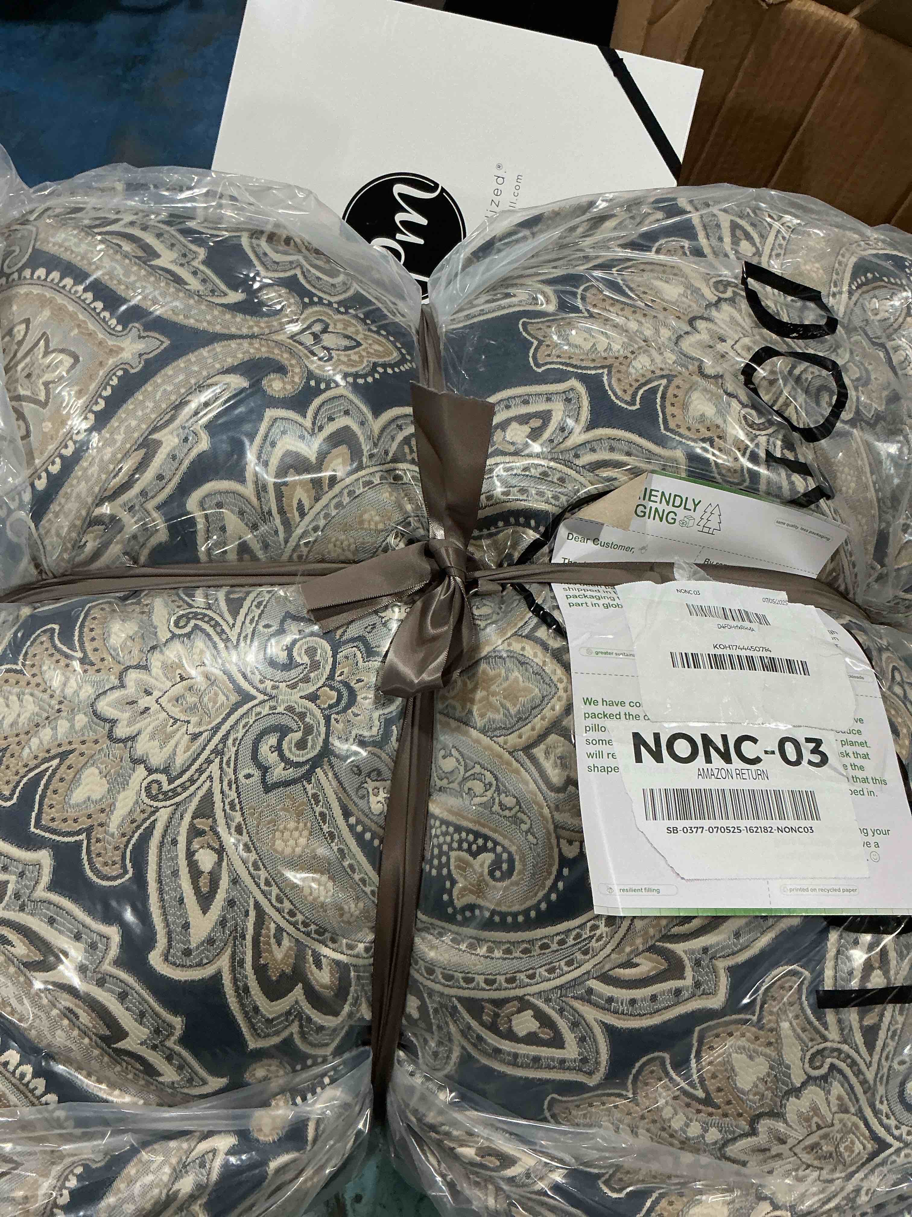 https://s3.amazonaws.com/lotting-images-prod/NonstopDeals/GRA3613756_1754525664243.jpeg