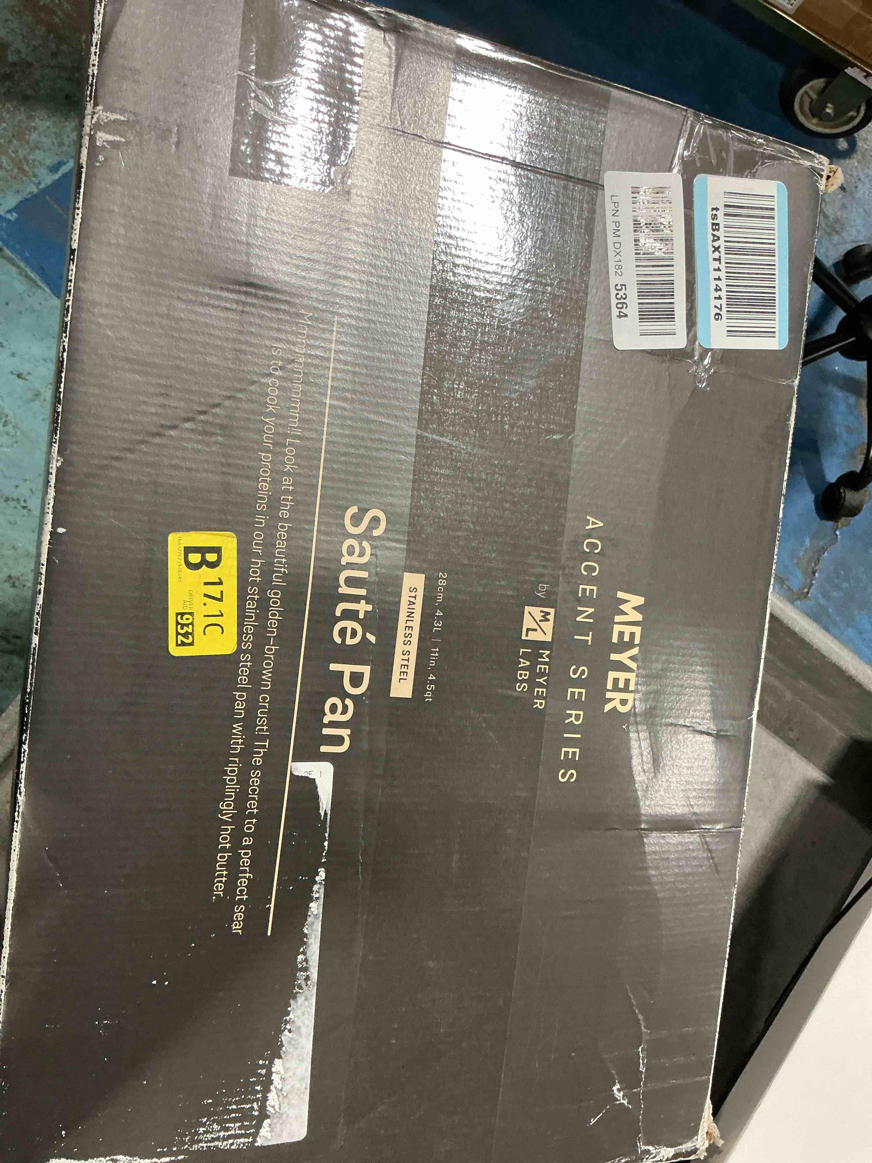 https://s3.amazonaws.com/lotting-images-prod/NonstopDeals/GRA3613757_1754525750068.jpeg