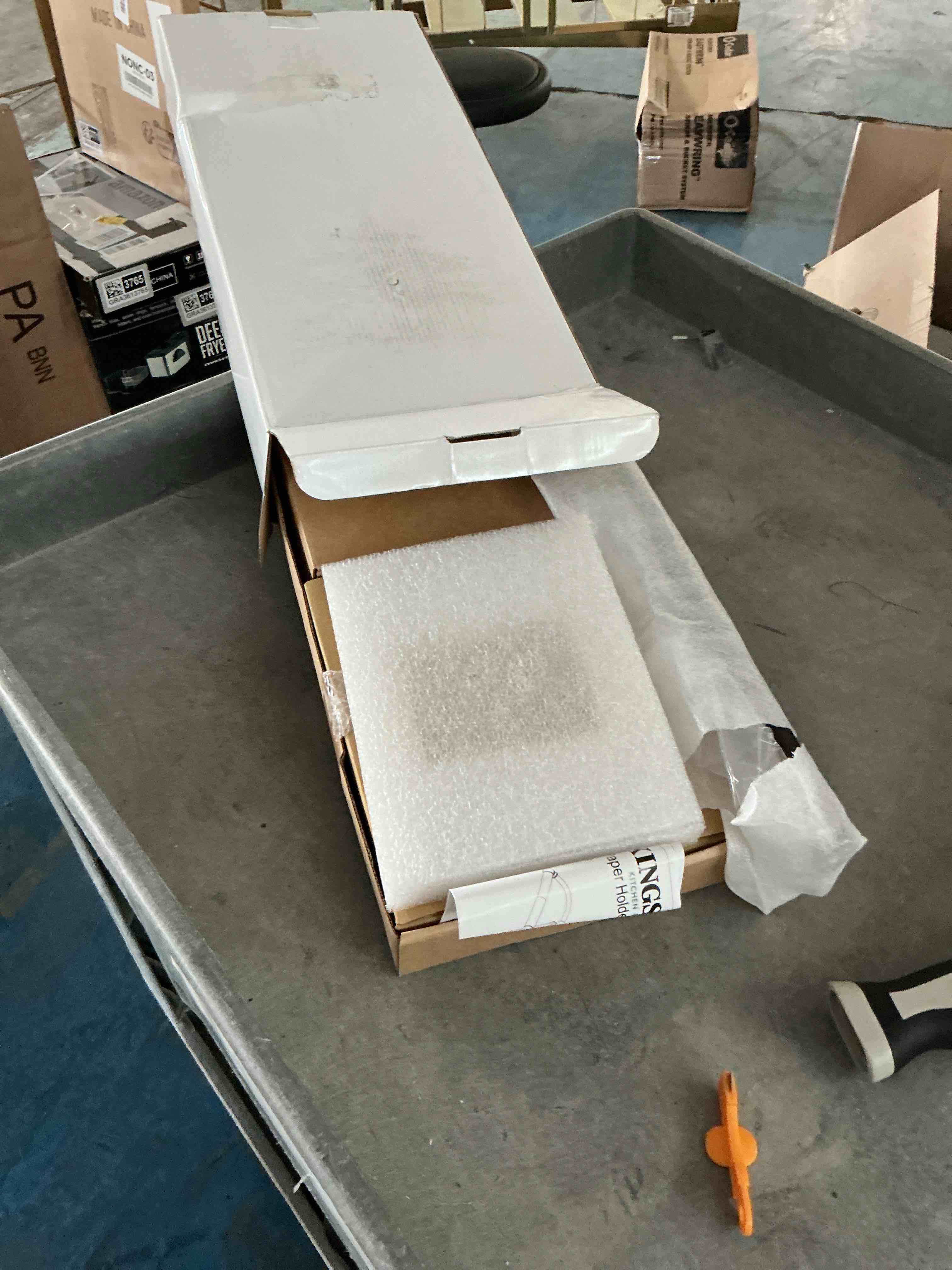 https://s3.amazonaws.com/lotting-images-prod/NonstopDeals/GRA3613772_1754583977544.jpeg