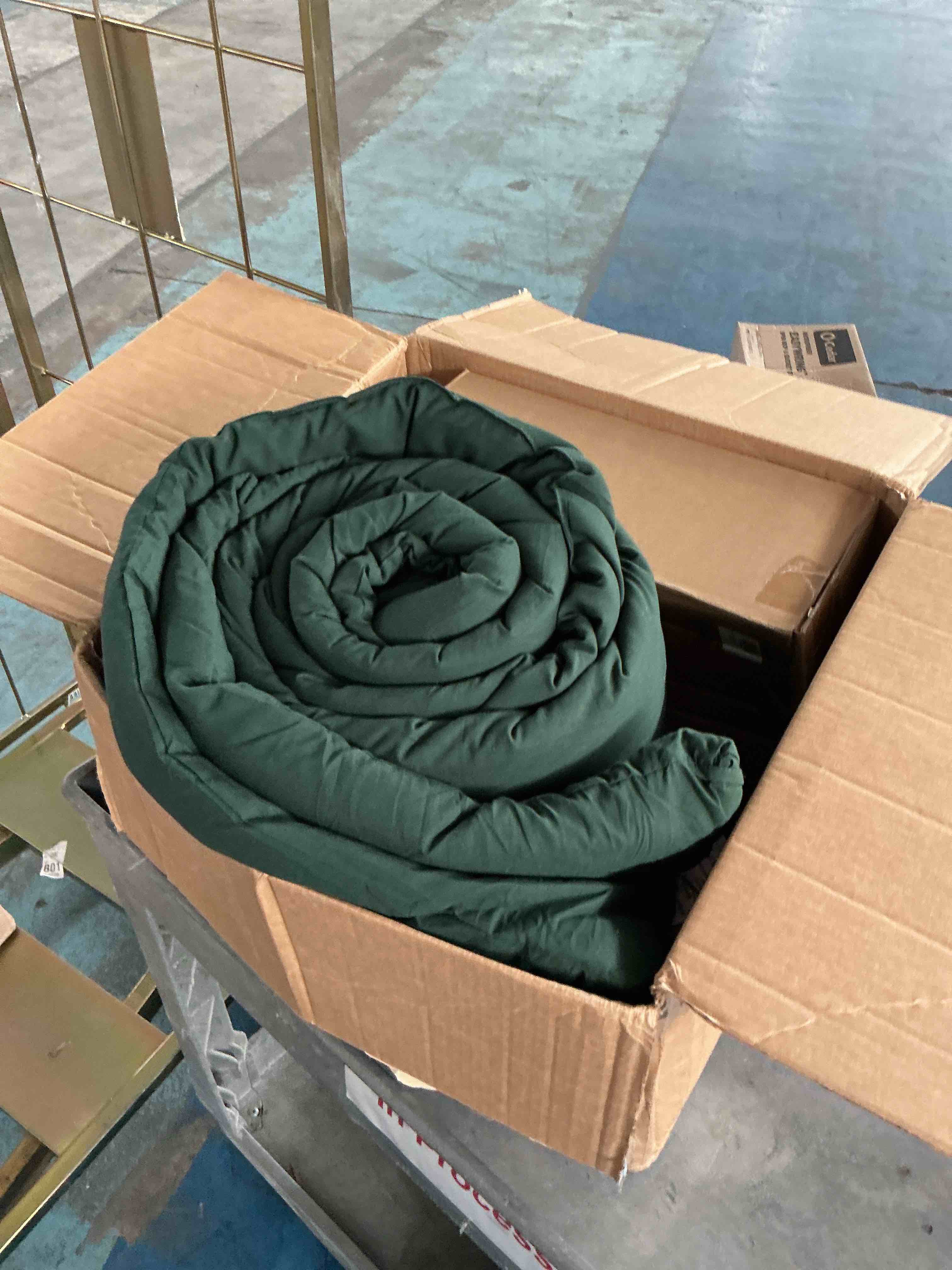 https://s3.amazonaws.com/lotting-images-prod/NonstopDeals/GRA3613809_1754599210496.jpeg