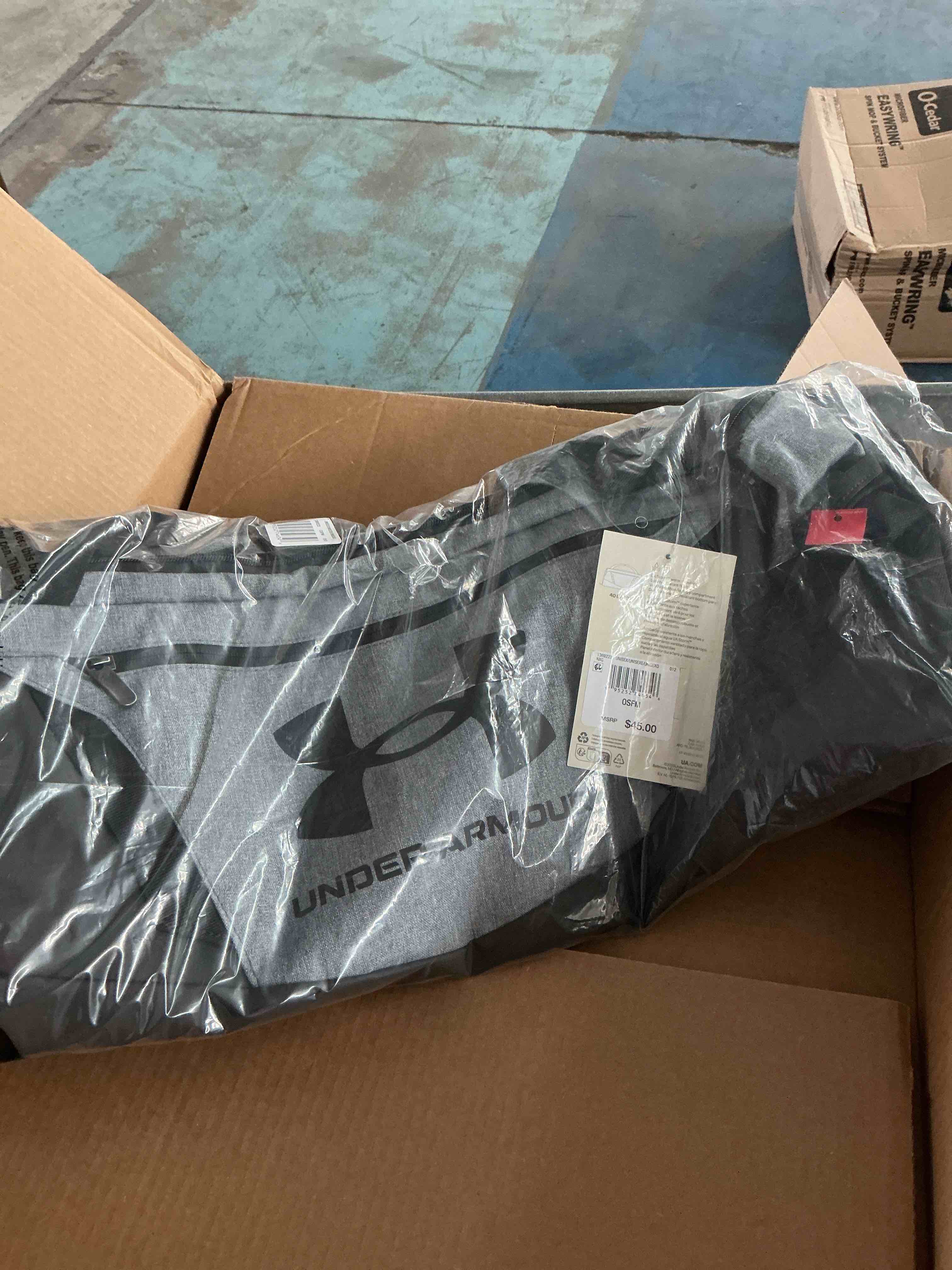 https://s3.amazonaws.com/lotting-images-prod/NonstopDeals/GRA3613821_1754603191958.jpeg