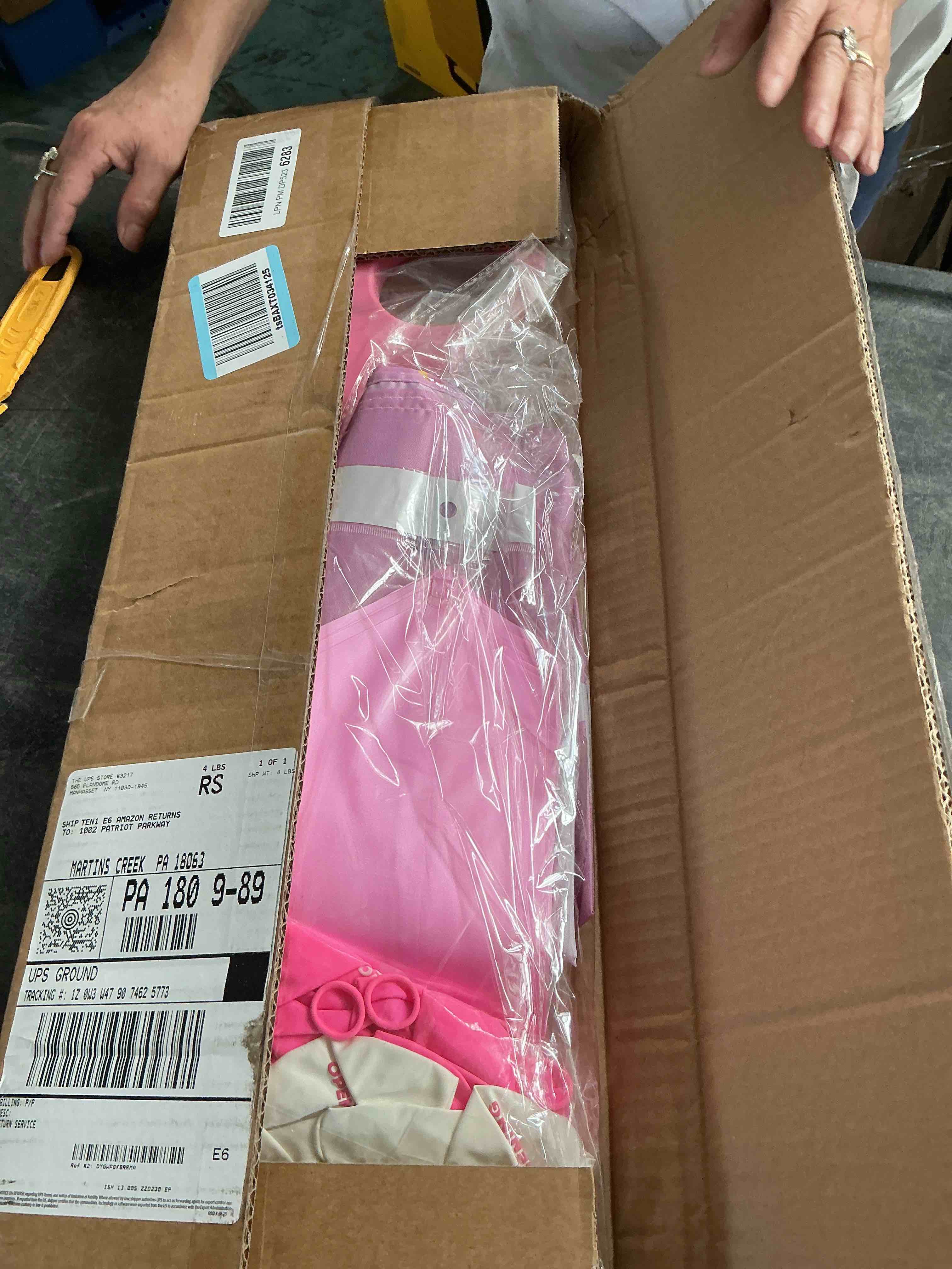 https://s3.amazonaws.com/lotting-images-prod/NonstopDeals/GRA3613942_1754685485036.jpeg