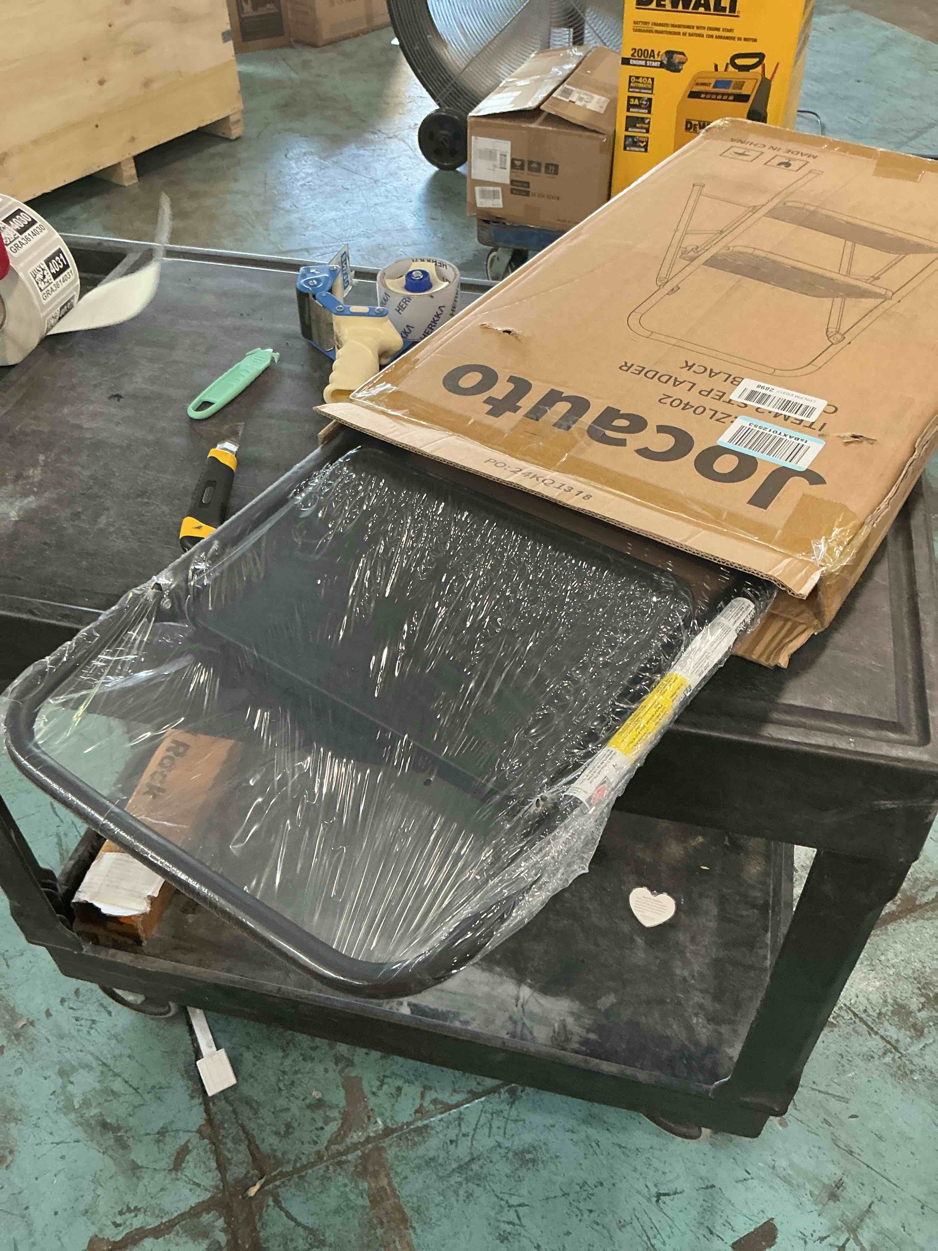 https://s3.amazonaws.com/lotting-images-prod/NonstopDeals/GRA3614019_1754777108328.jpeg