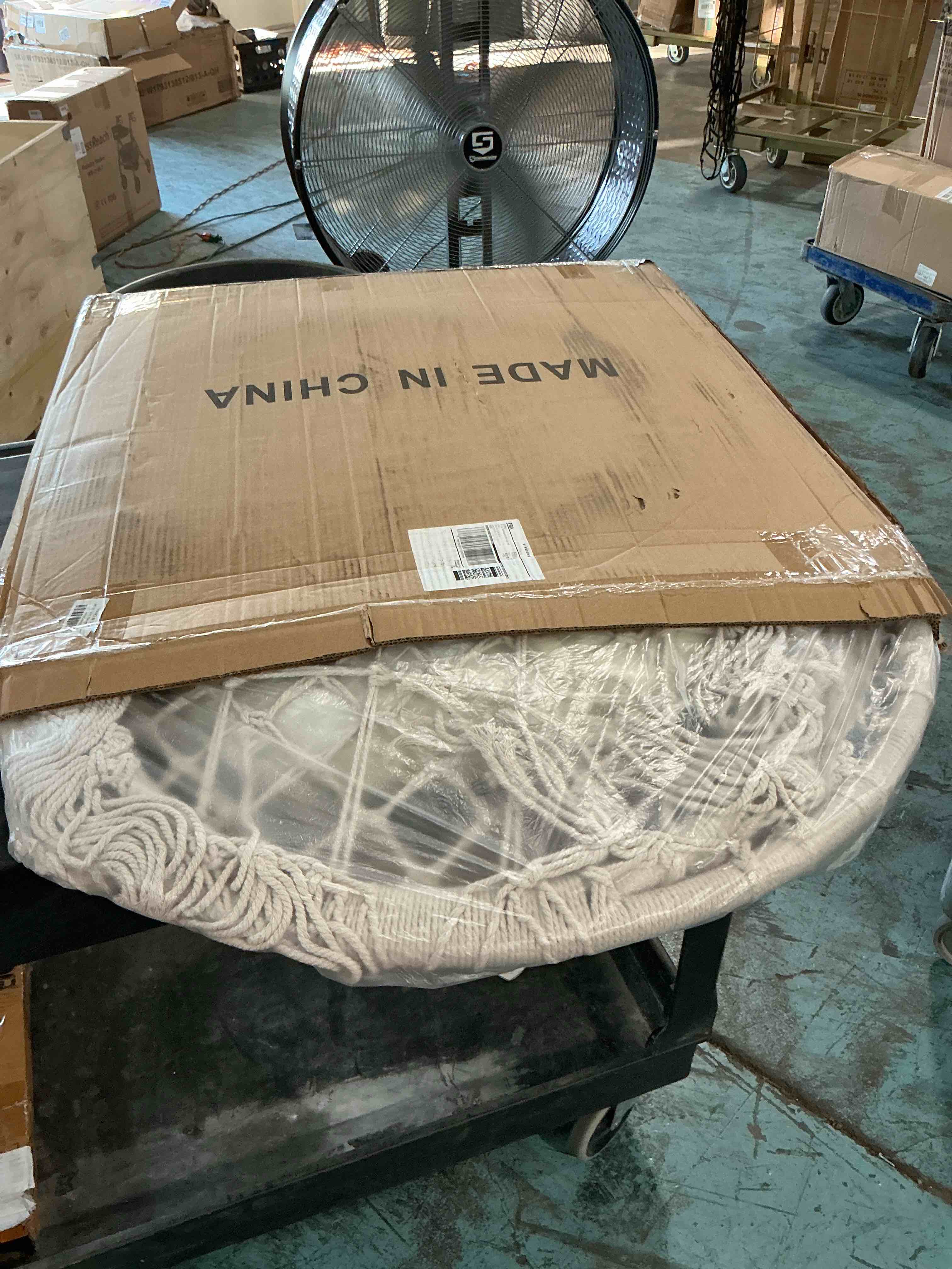 https://s3.amazonaws.com/lotting-images-prod/NonstopDeals/GRA3614043_1754781743102.jpeg