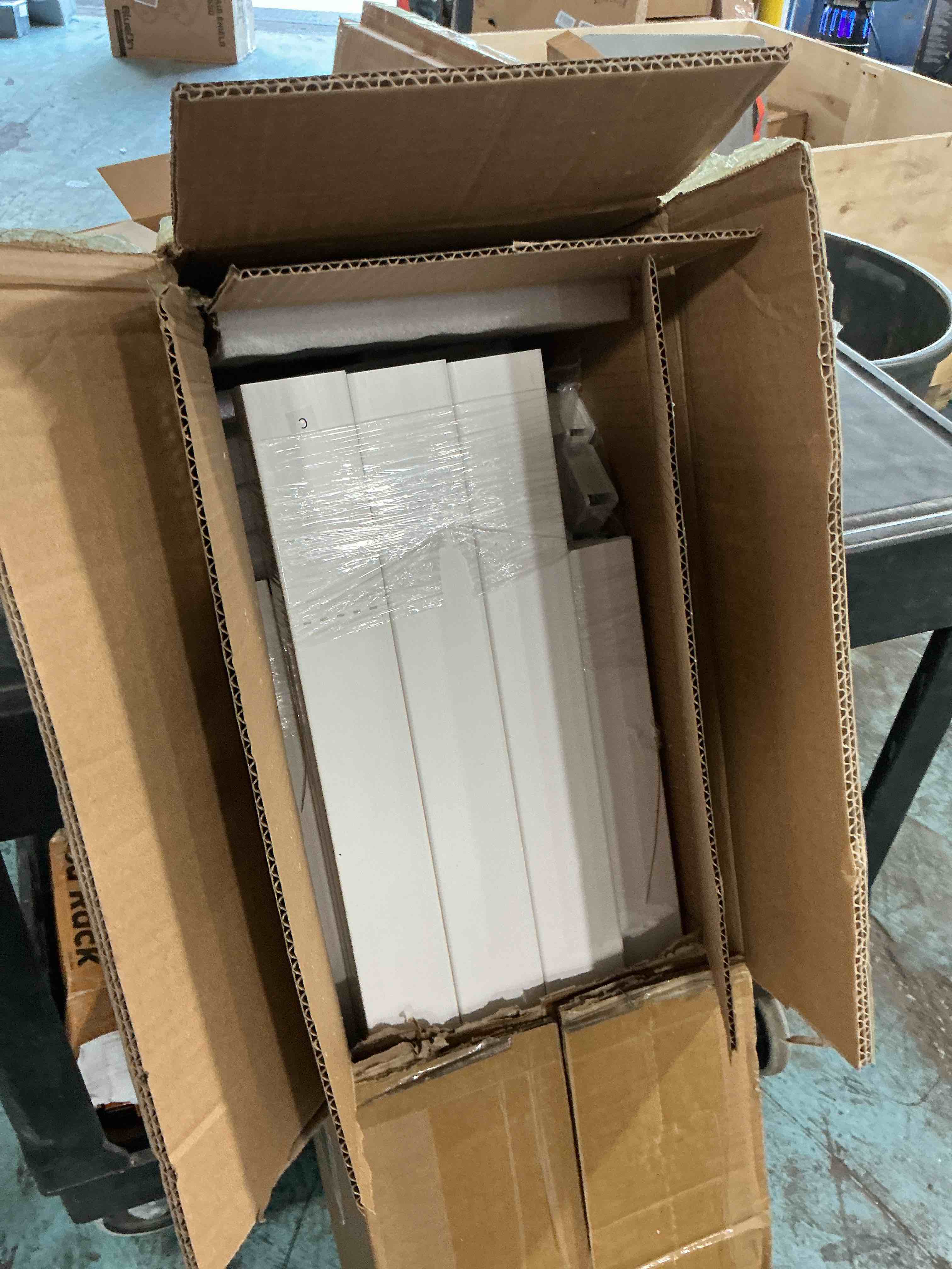 https://s3.amazonaws.com/lotting-images-prod/NonstopDeals/GRA3614053_1754785119922.jpeg